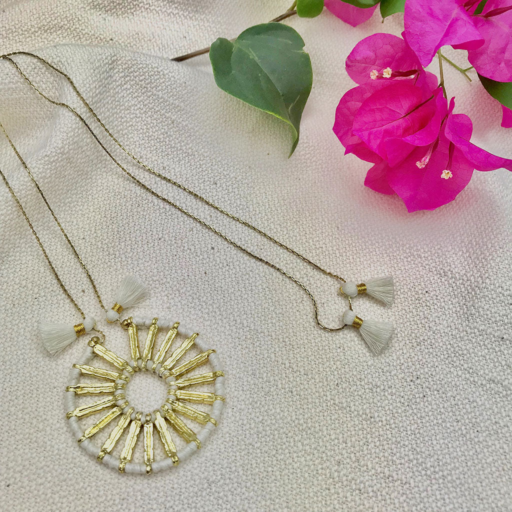 Indu Pendant Necklace - Image 2