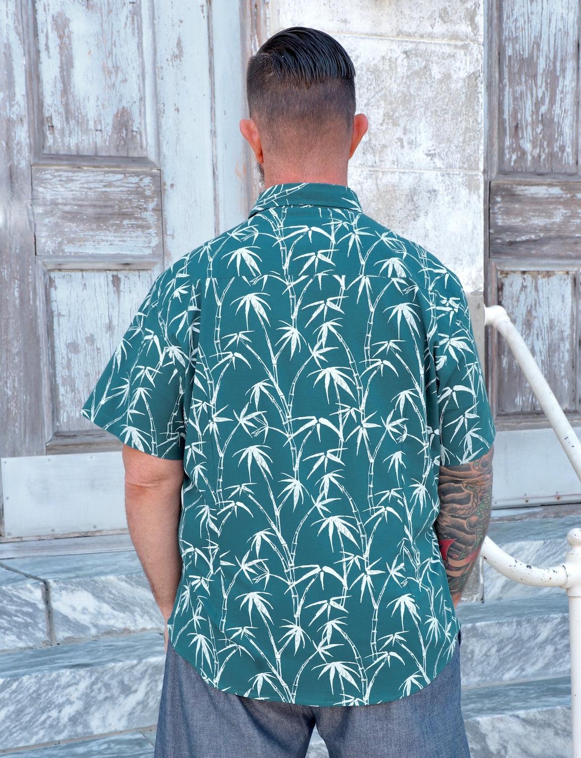 Island Escape Organic Cotton Men's Button Down Shirt - Image 4