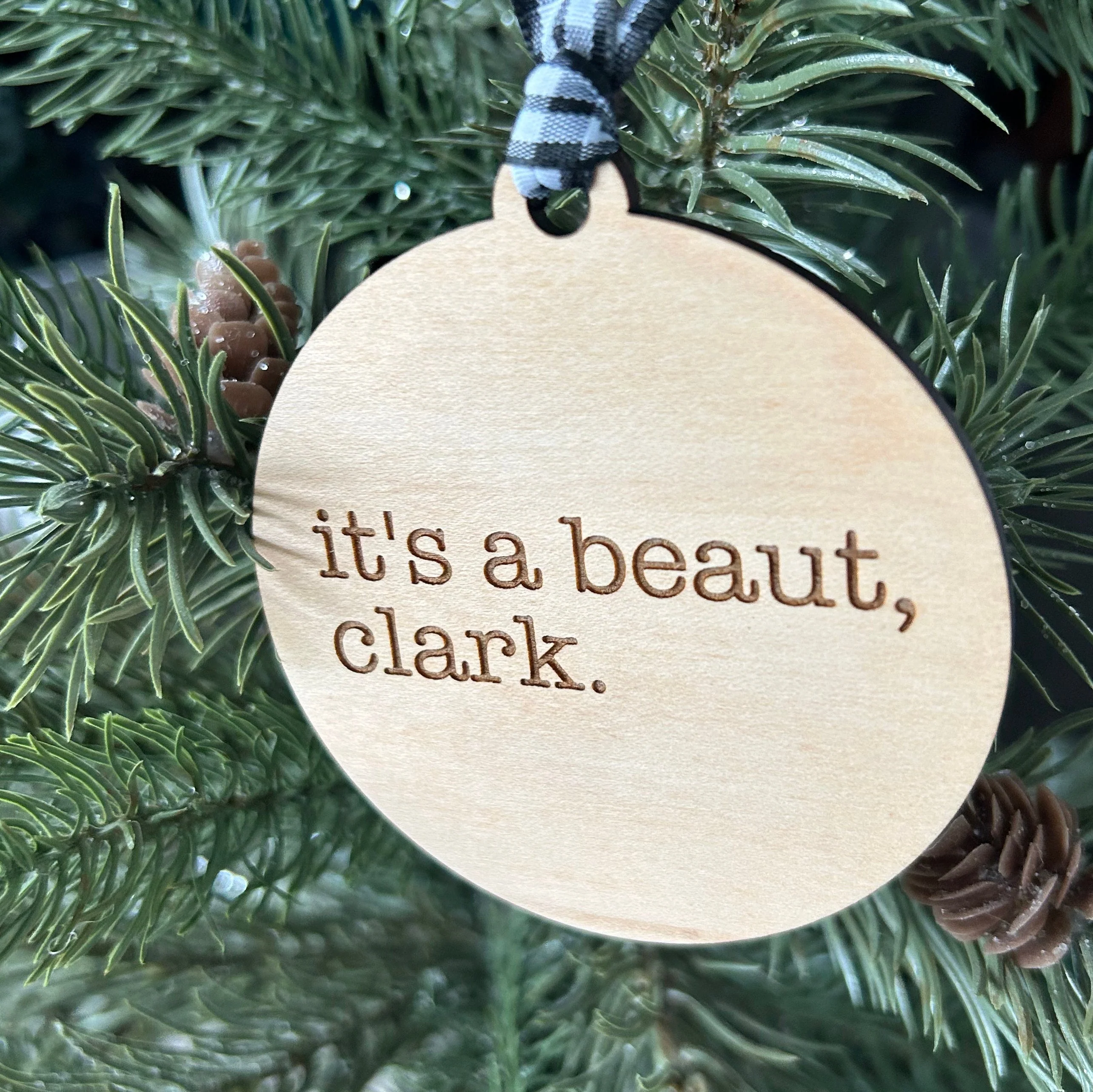 It’s a beaut, Clark - 3 inch ornament - Image 2