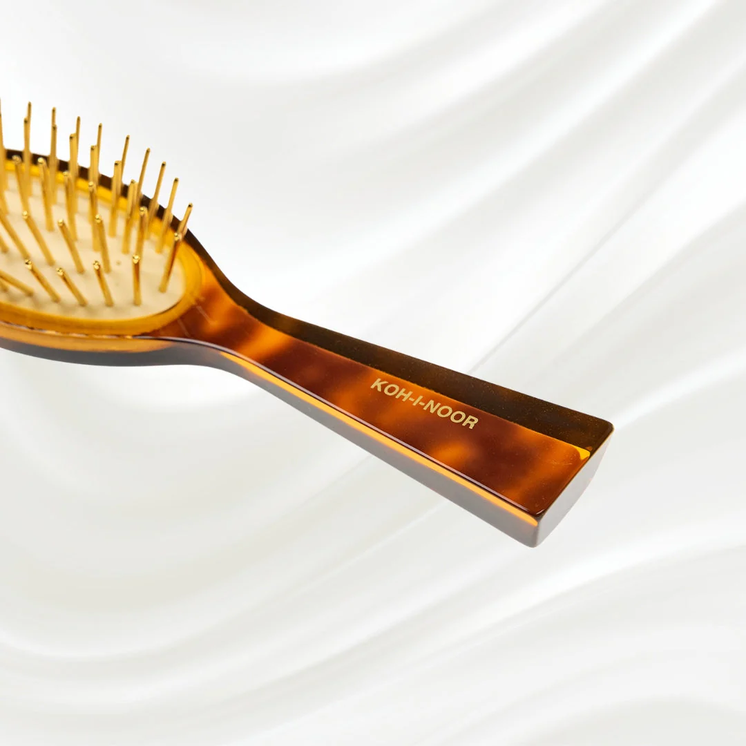 Jaspè Pneumatic Detangling Hair Brush - Gold Plated Metal Pins for Thick & Curly Hair - Image 10