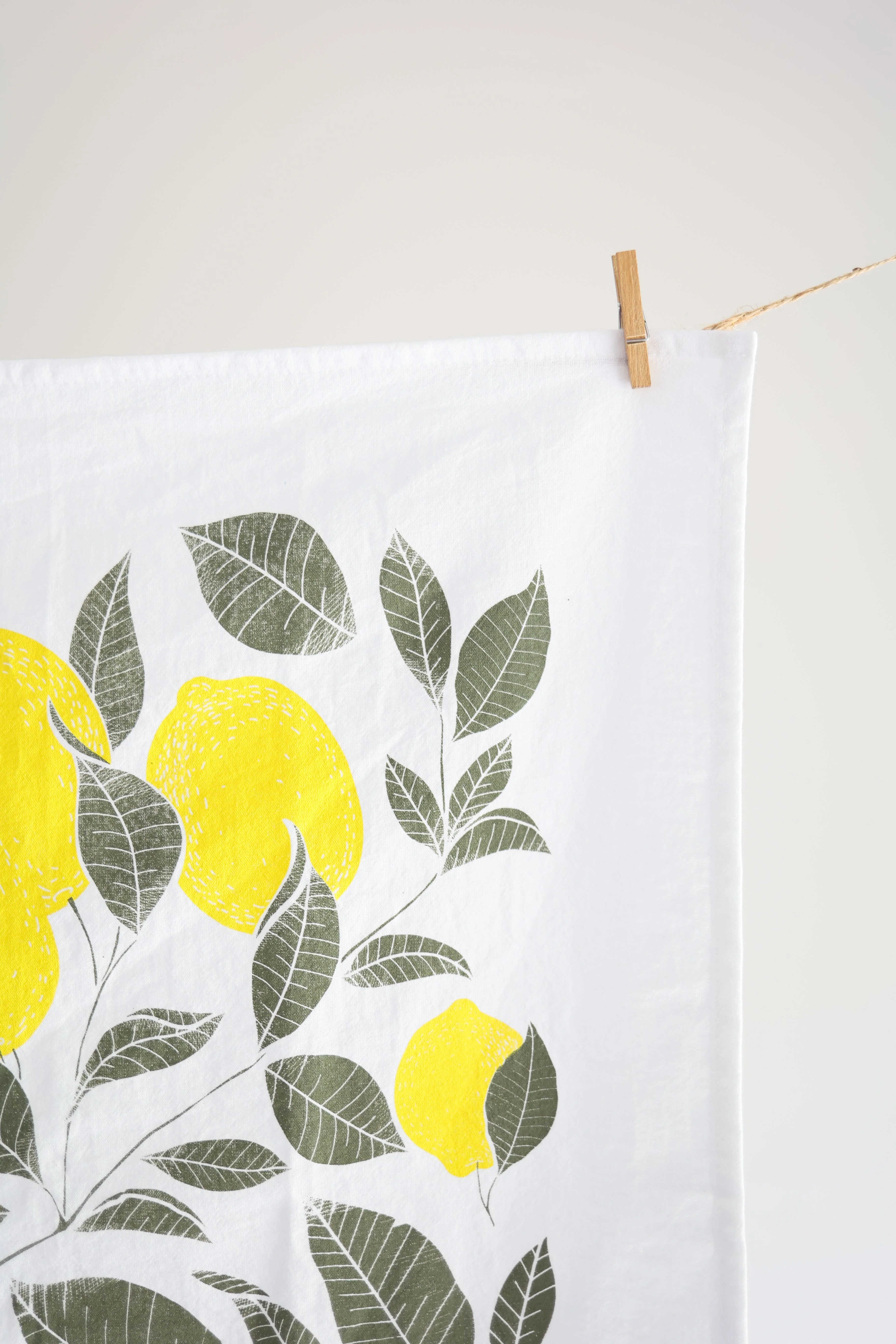 Lemon Tea Towel - Image 3