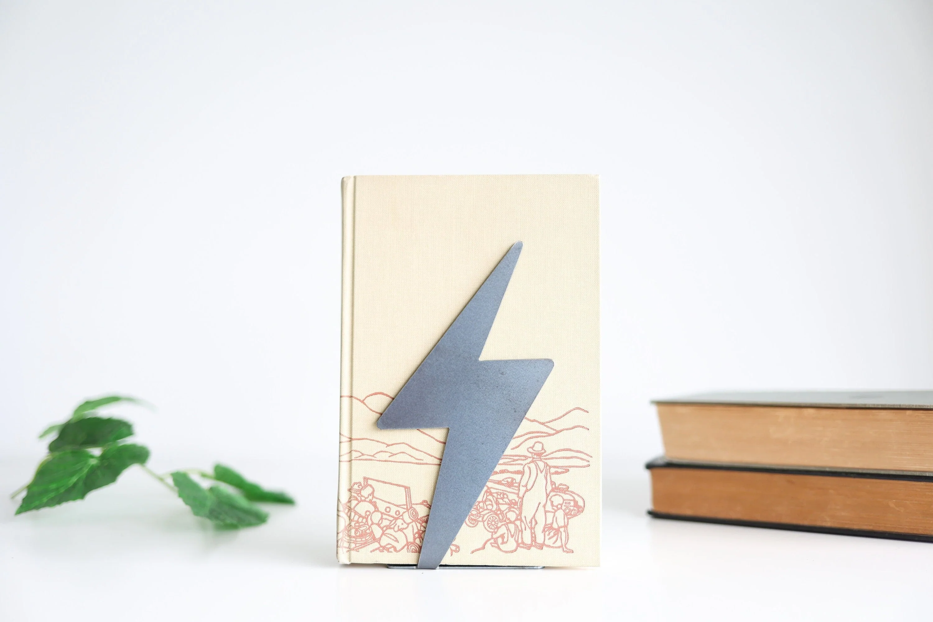 Lightening Bolt Bookend - Image 2