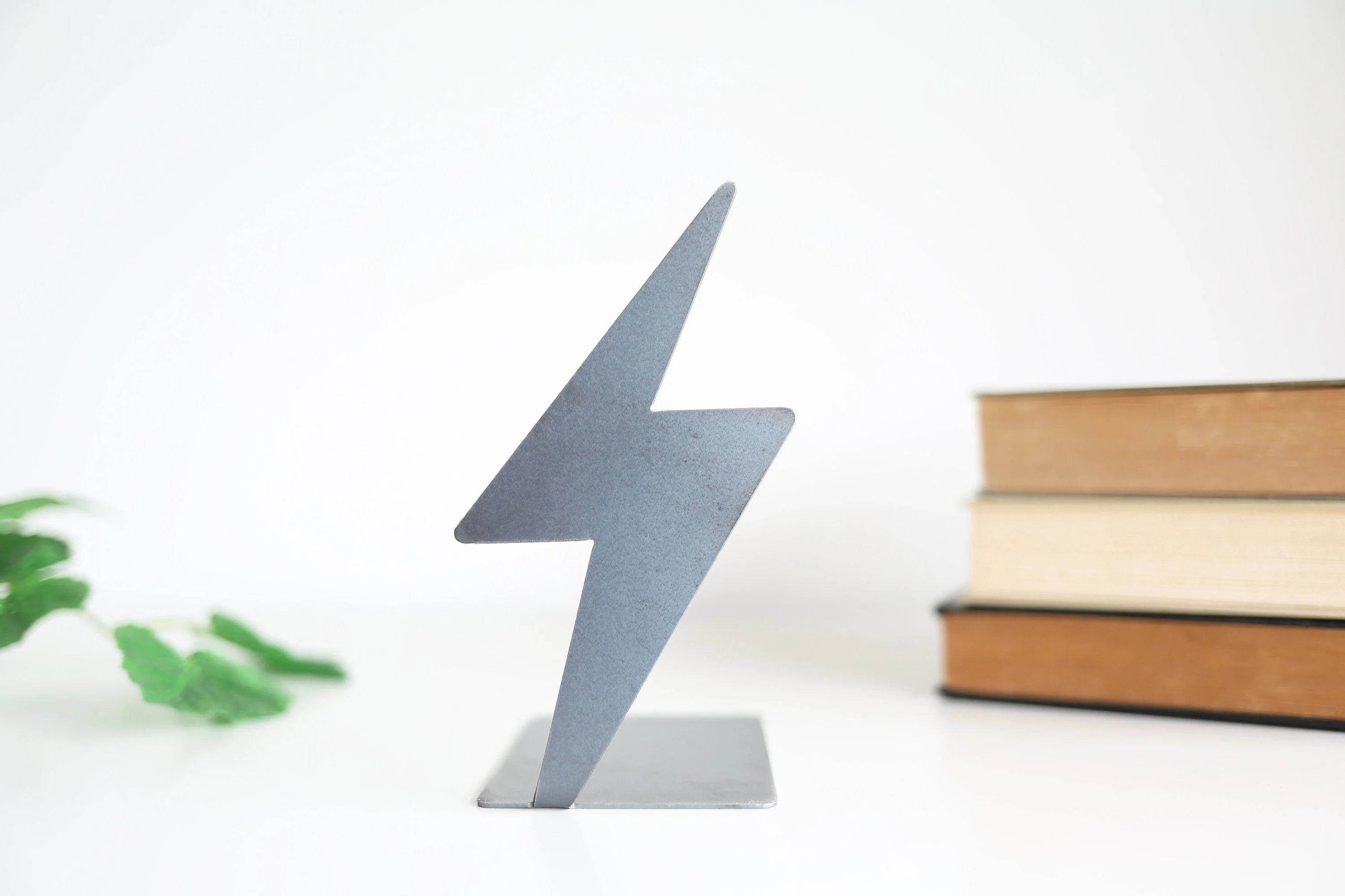 Lightening Bolt Bookend - Image 3