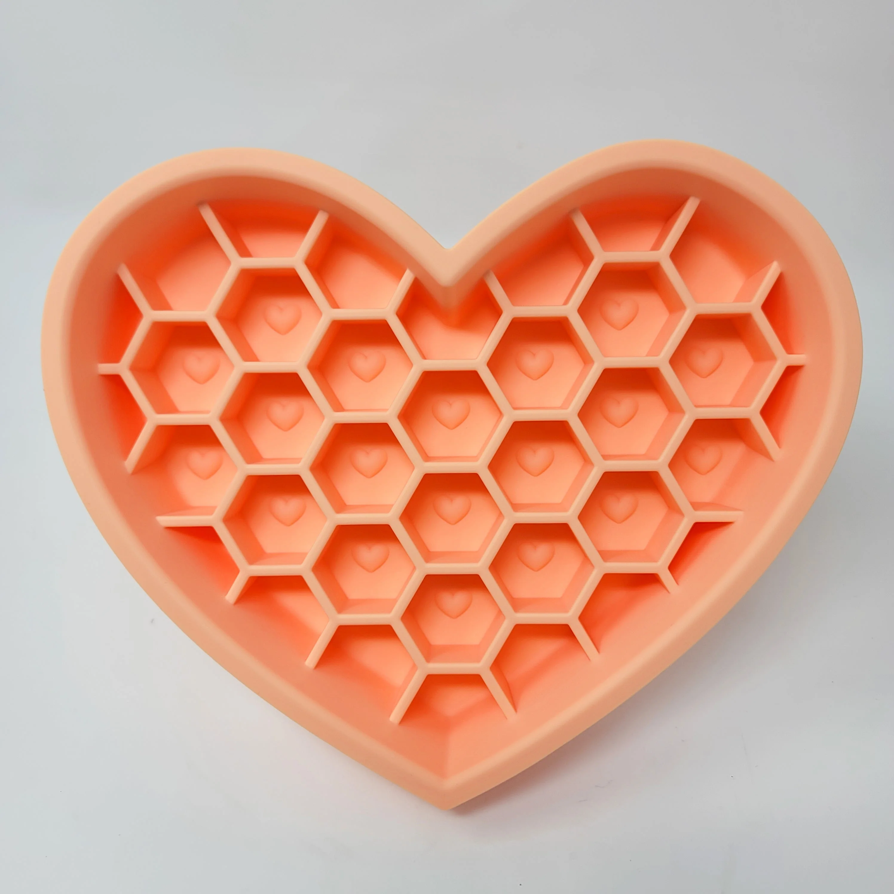 Love SlowMo slow feeder and lick mat - Image 12
