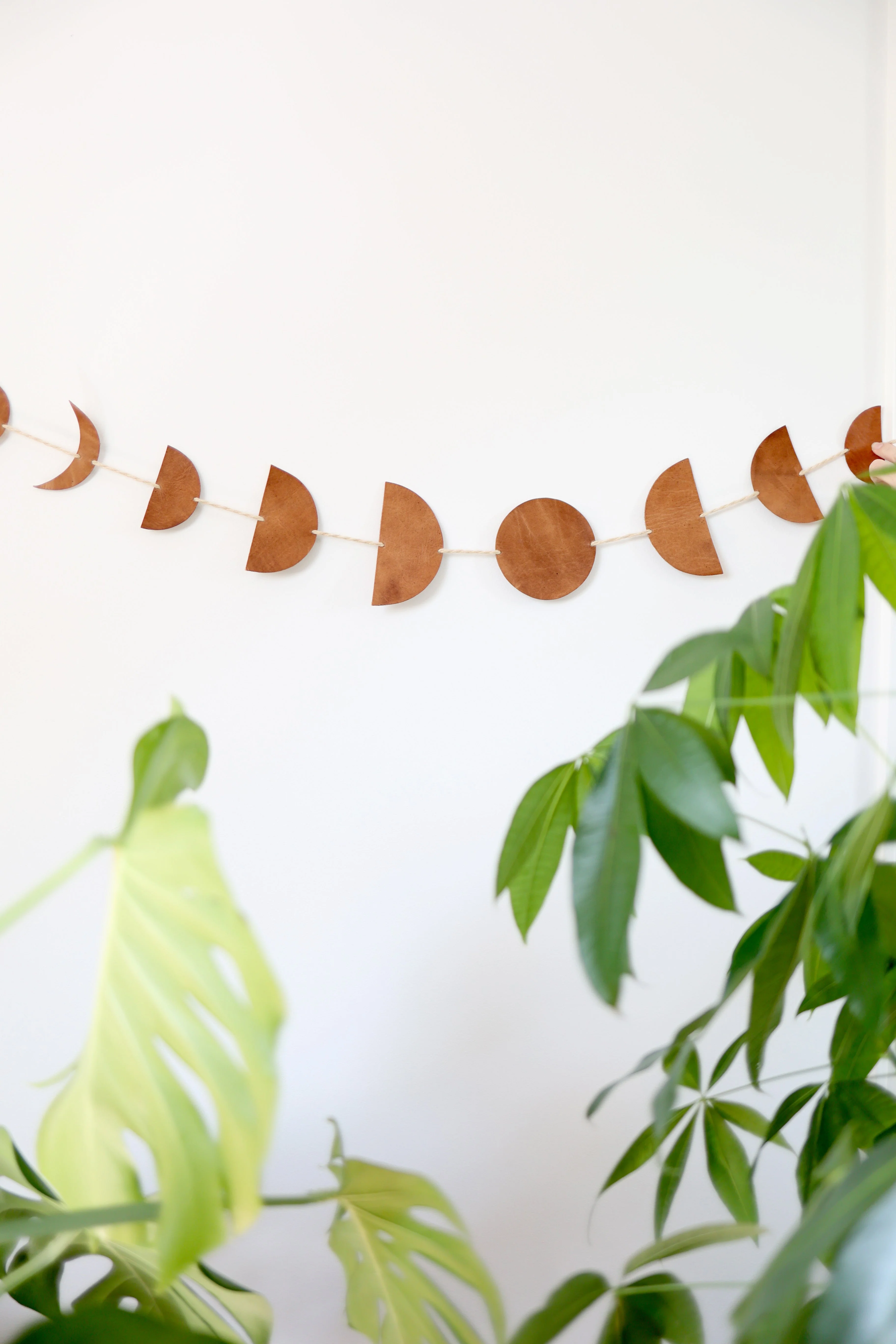 Luna Moon Phase Garland - Image 2