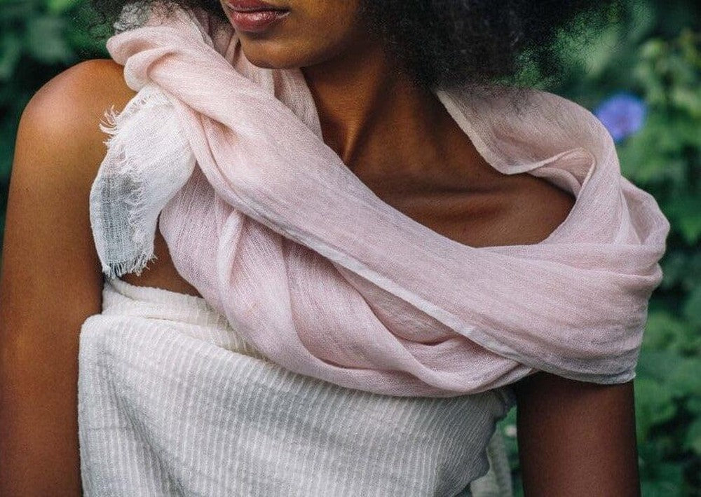 Mariam Handwoven Linen Scarf - Image 4