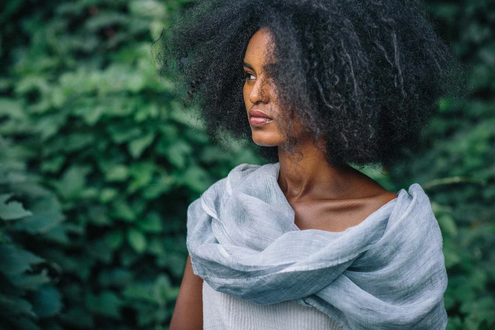 Mariam Handwoven Linen Scarf - Image 5