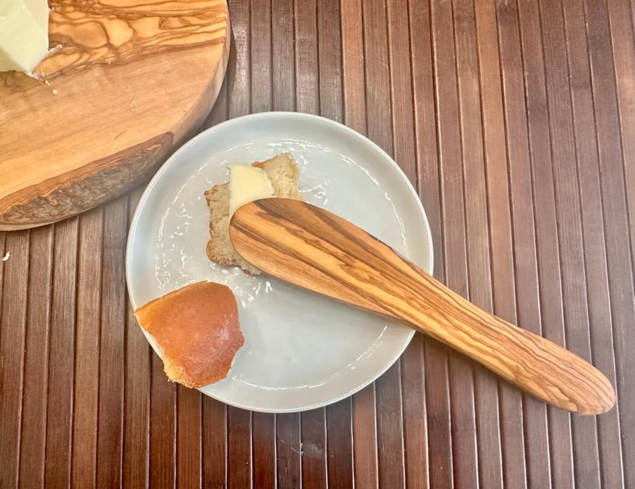 Mediterranean Olive Wood Butter Knife - Image 7