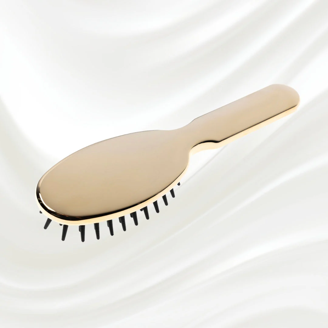 Metallic Pneumatic Detangling Hairbrush - Image 8