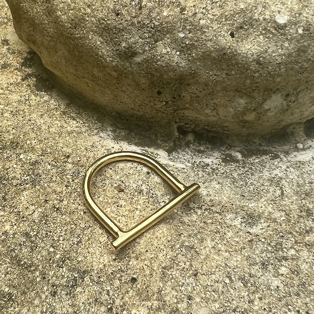 Minimal Bar Bombshell Ring - Image 4