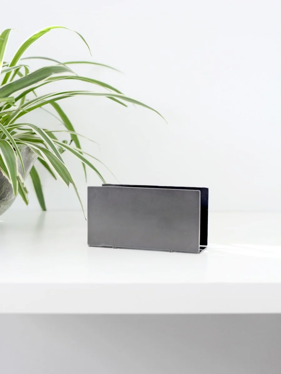 Minimal Metal Mail Organizer - Image 2