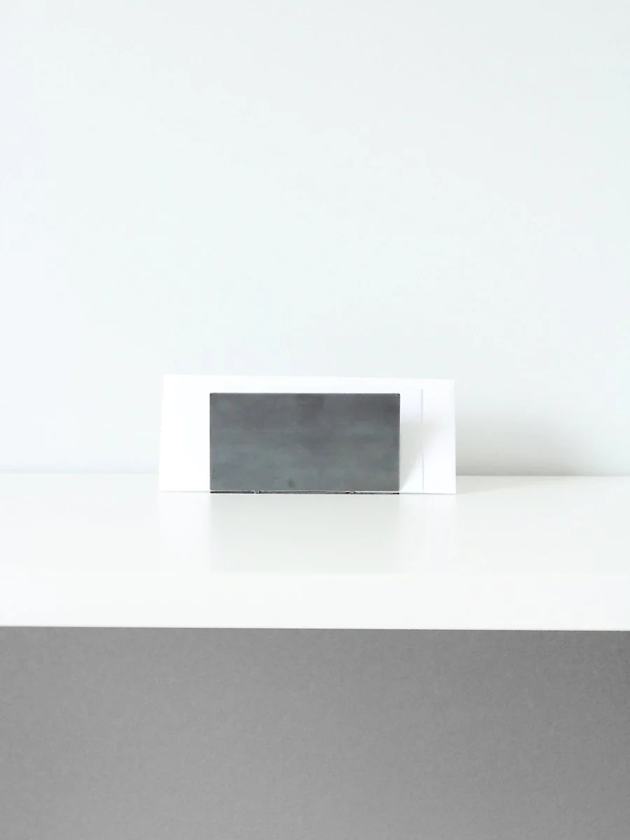 Minimal Metal Mail Organizer - Image 9