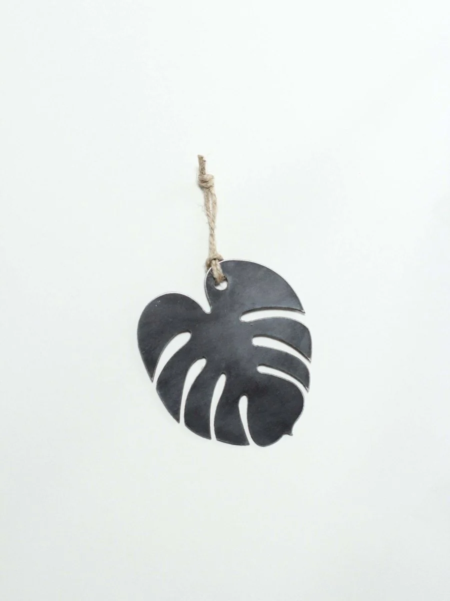 Monstera Leaf Christmas Tree Ornament - Image 3