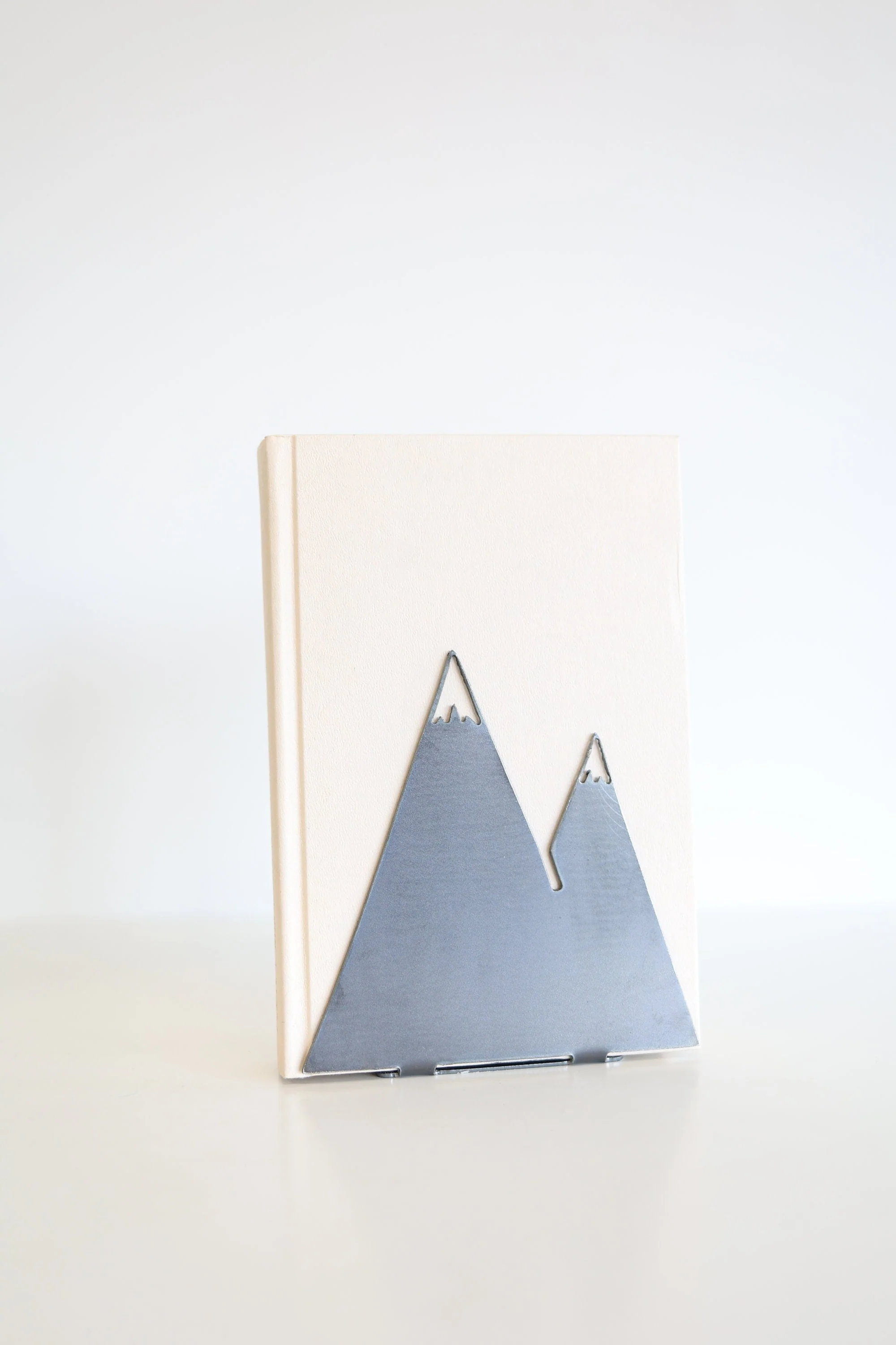 Mountain Bookend - Image 6