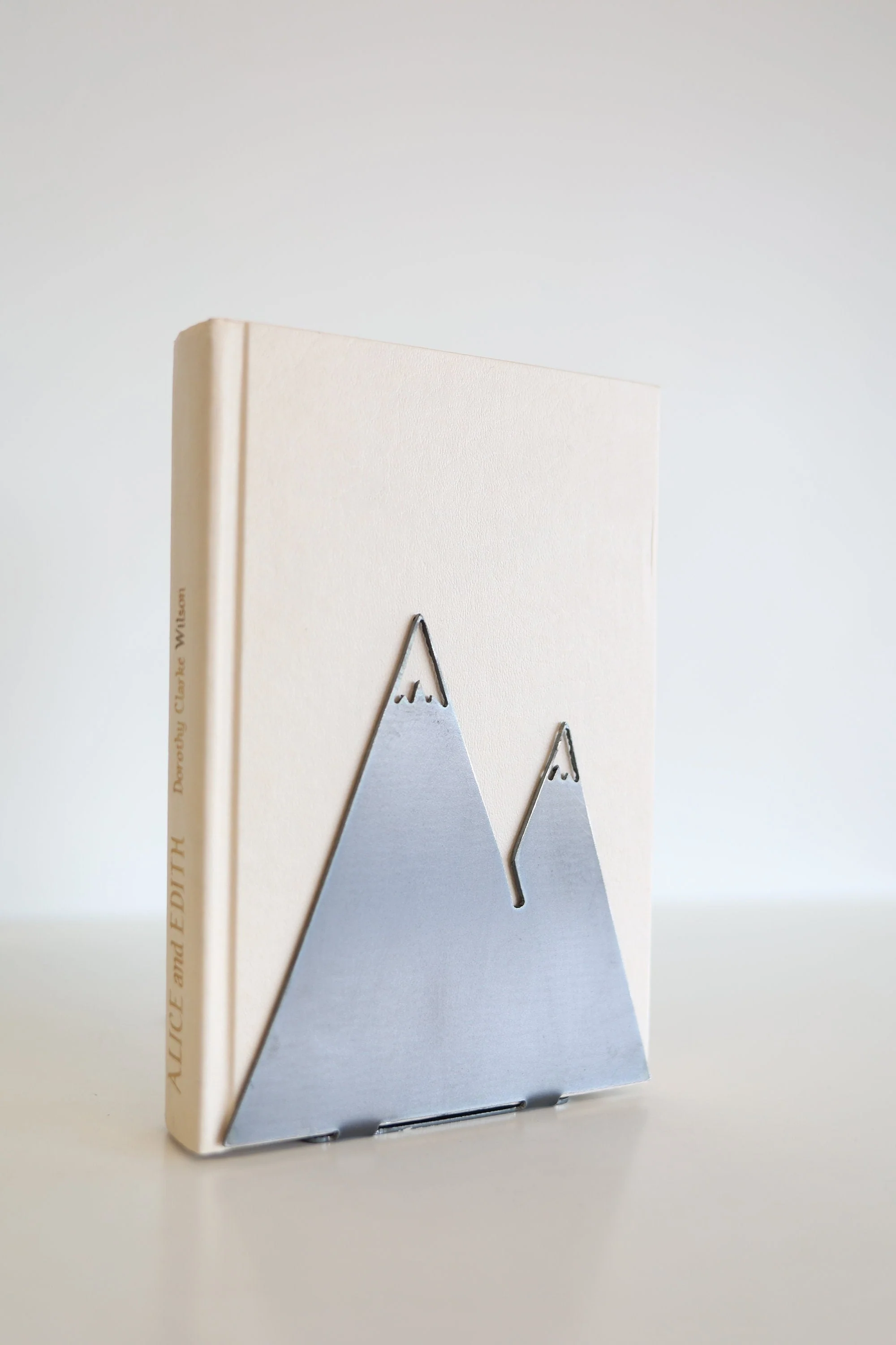 Mountain Bookend - Image 7