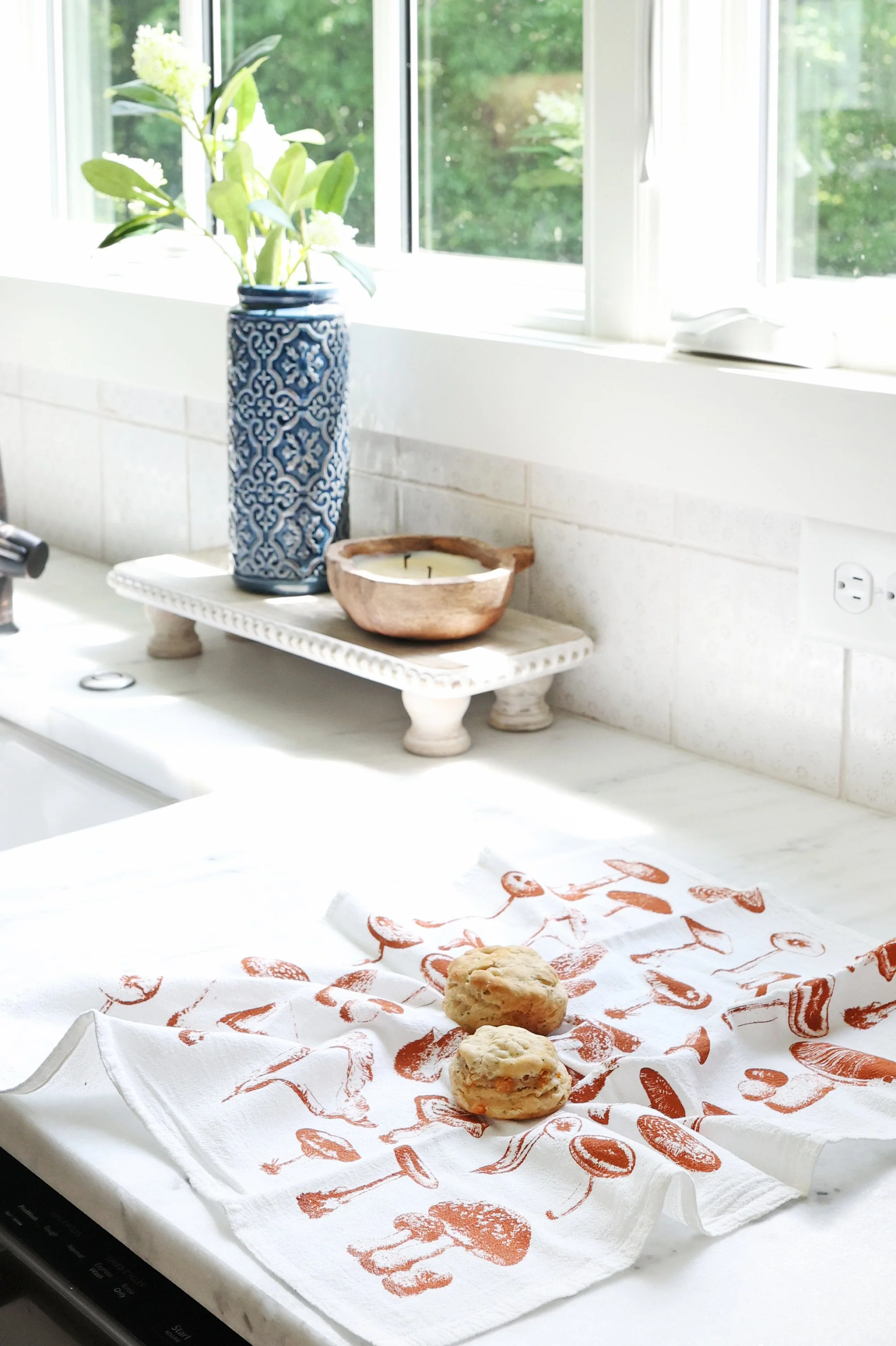 Mushroom Pattern Tea Towel - Image 9