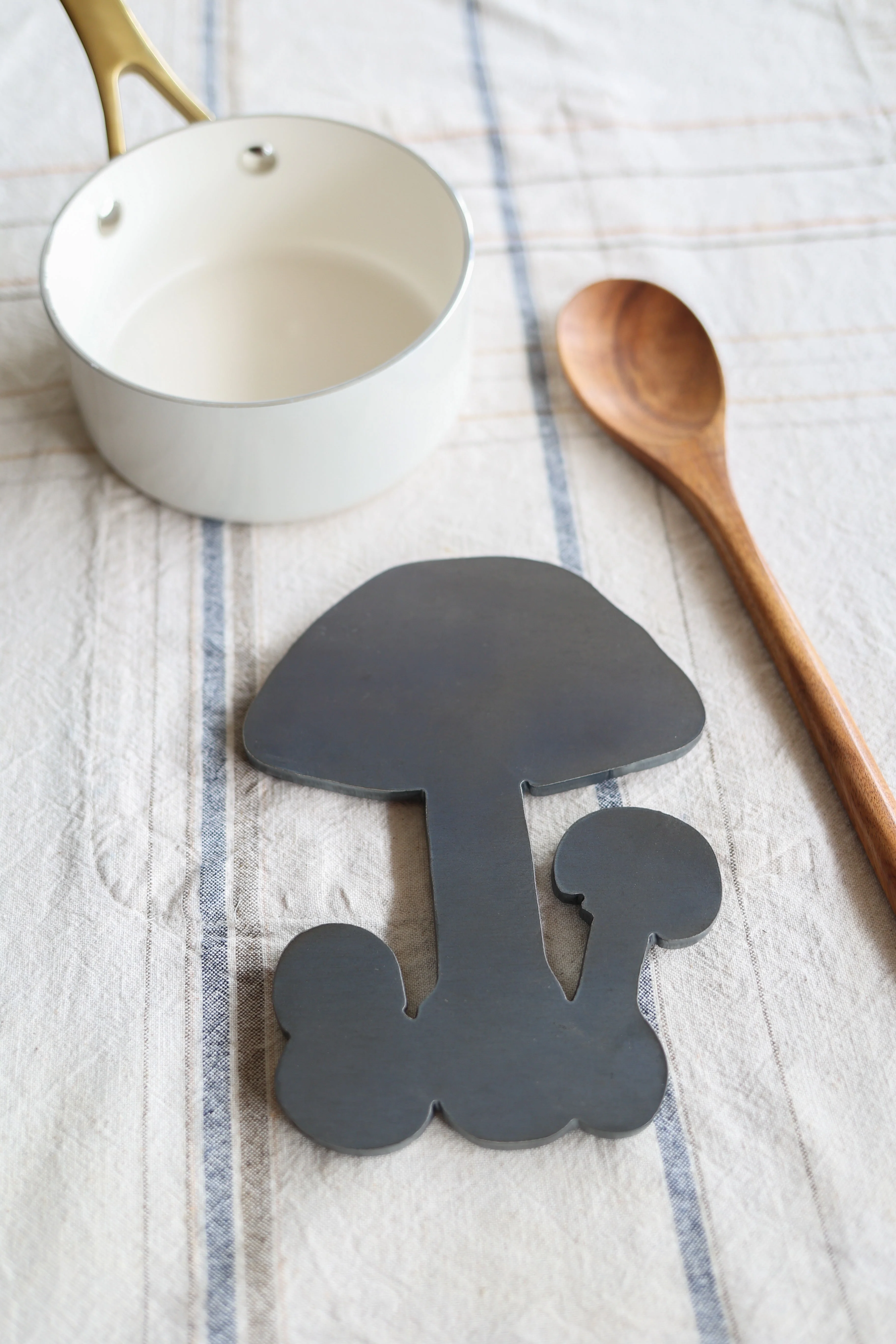 Mushroom Trivet Hot Plate Pot Holder - Image 5
