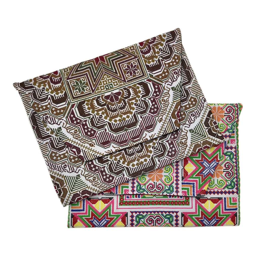 Needlepoint Star Clutch - Image 6