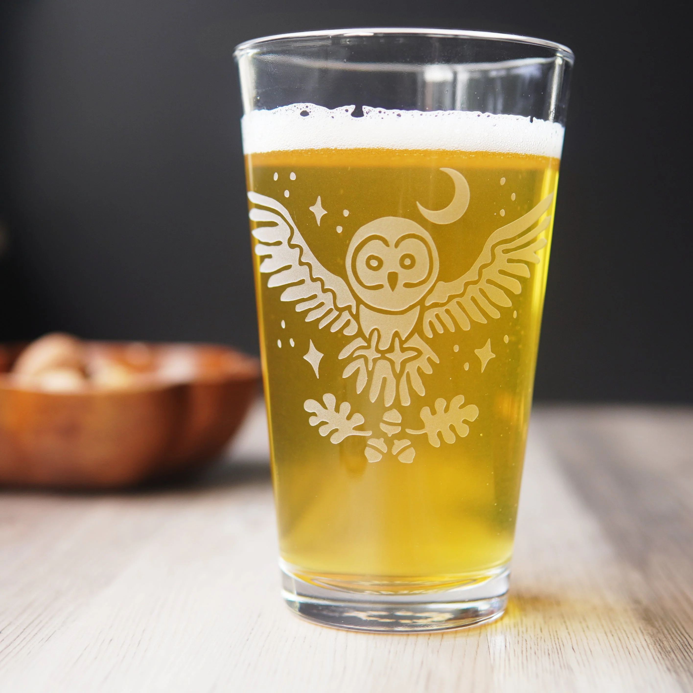 Owl + Oak Pint Glass - etched glassware - Image 4