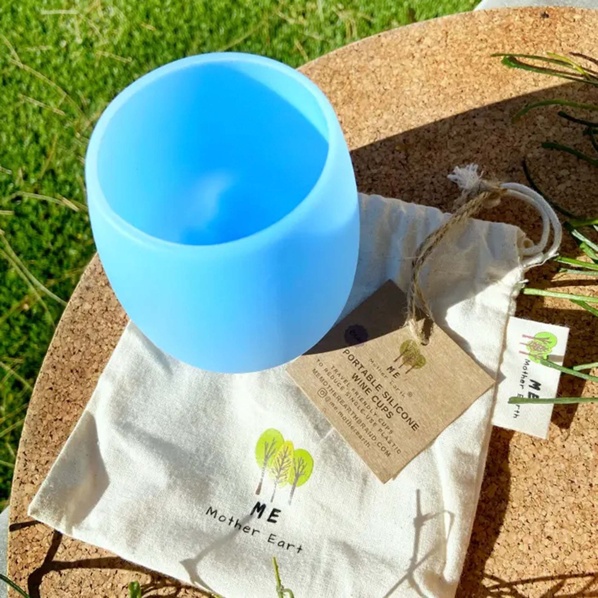 Portable Silicone Travel Wine Glasses + Travel Bag - Image 8