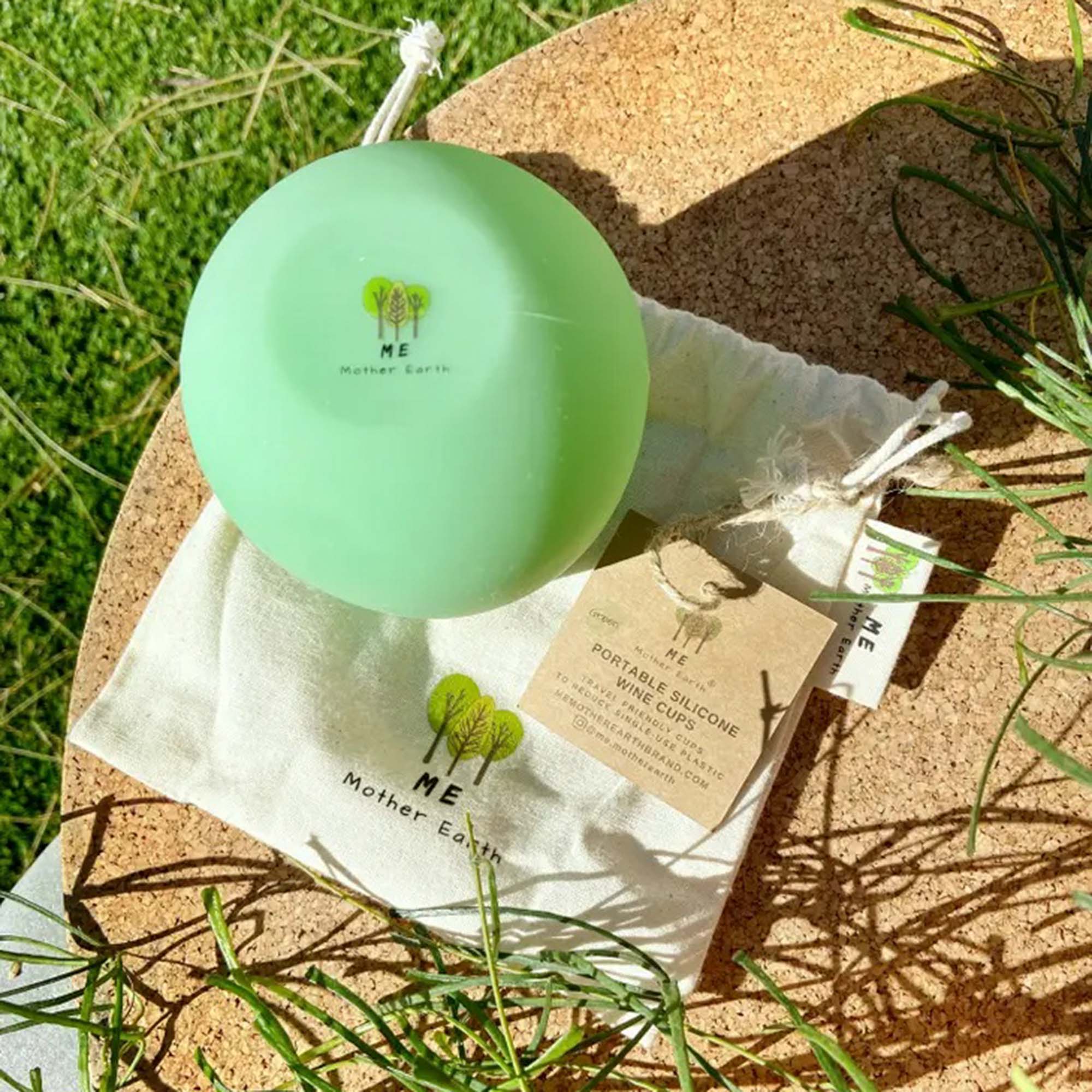 Portable Silicone Travel Wine Glasses + Travel Bag - Image 9