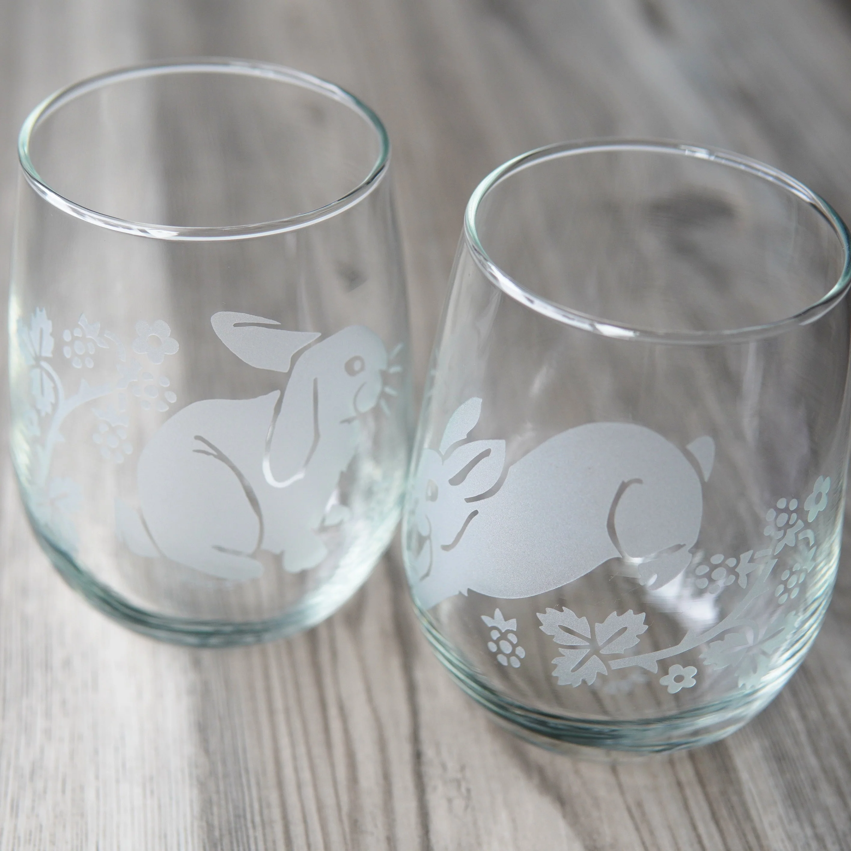 Rabbits Stemless Wine Glass - etched glassware - Image 3