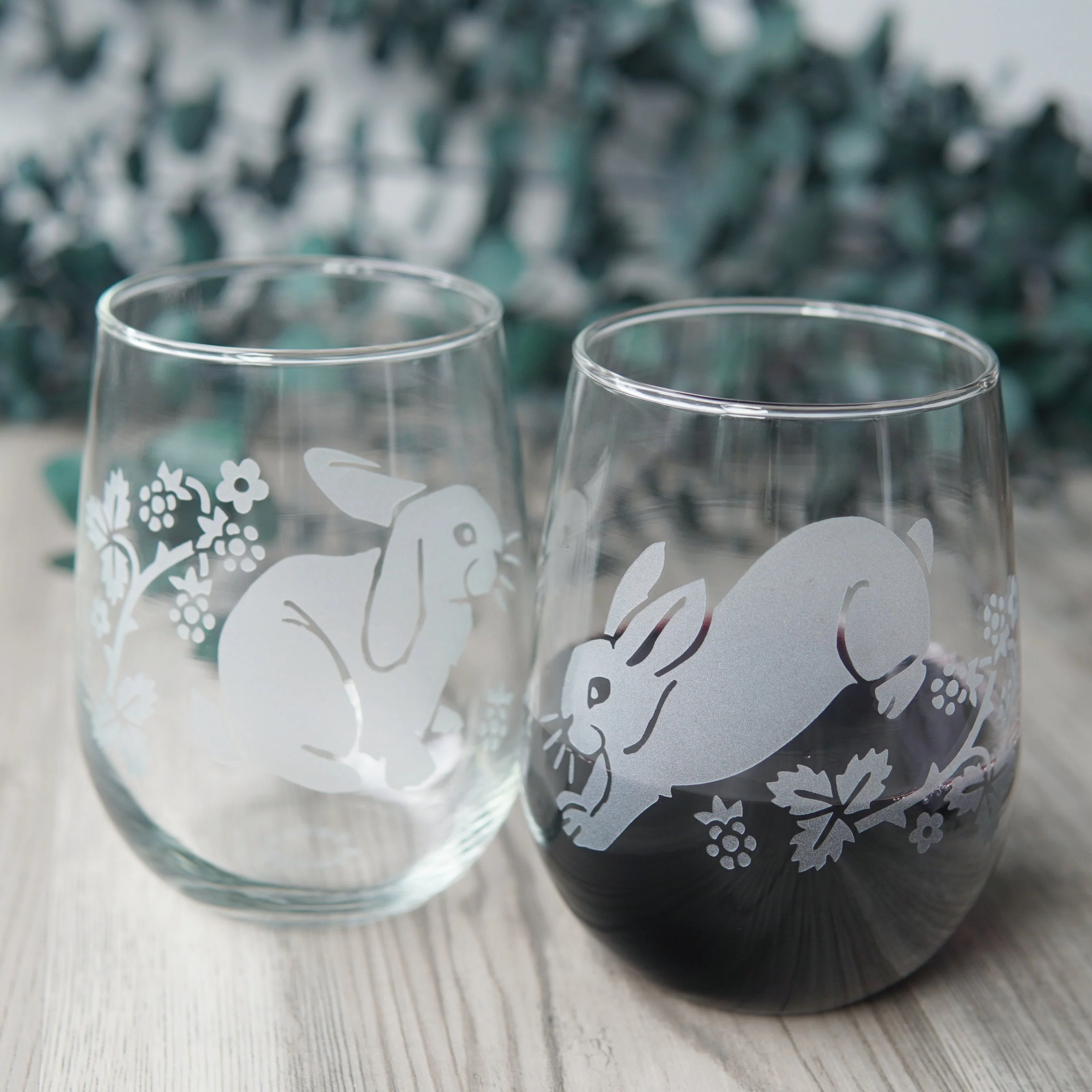 Rabbits Stemless Wine Glass - etched glassware - Image 4