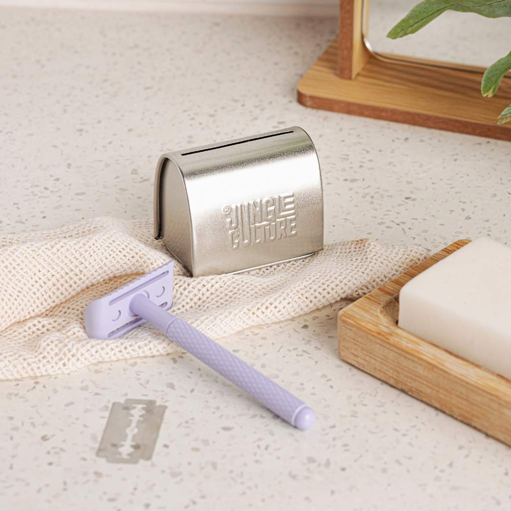 Razor Blade Disposal Tin - Image 4