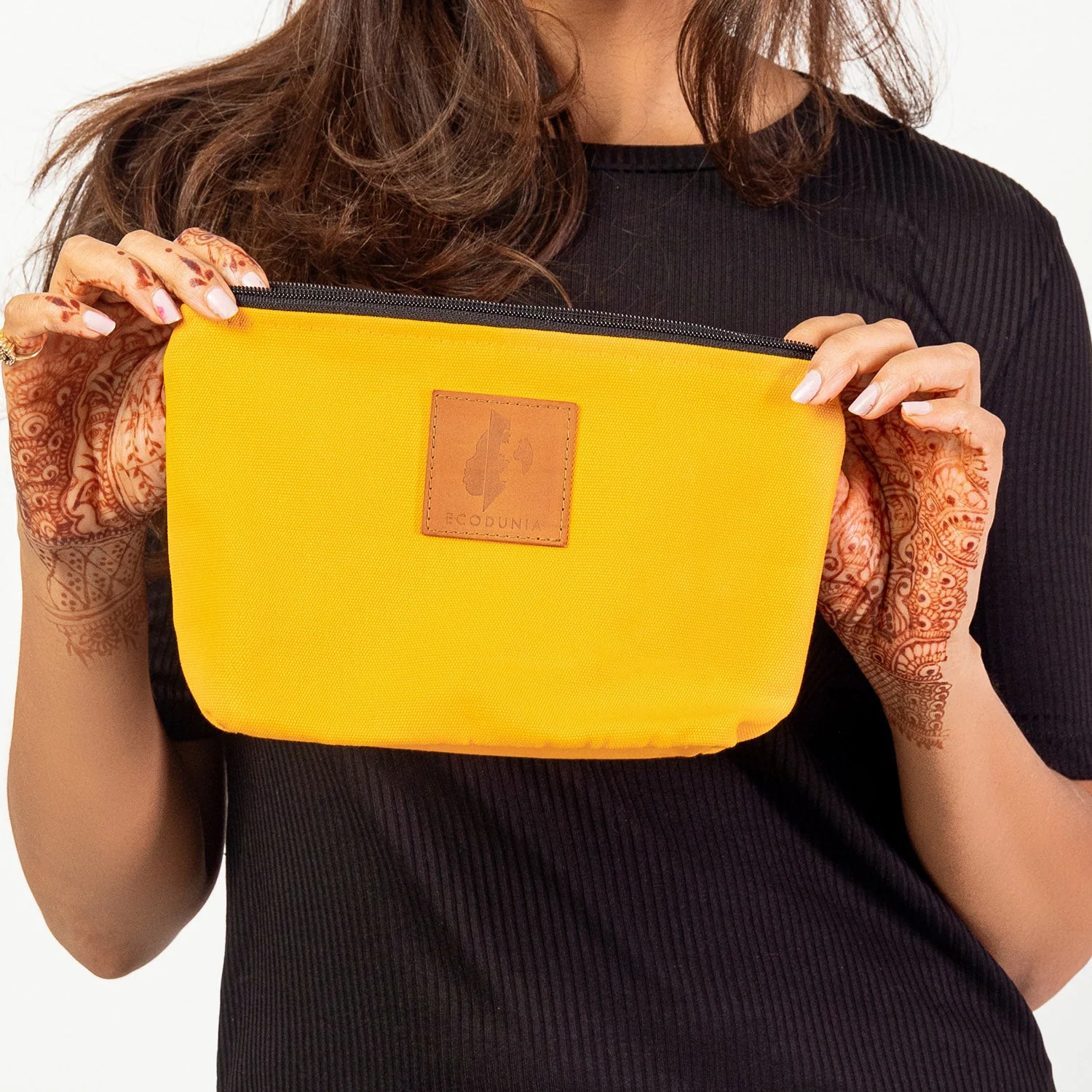 Ren Canvas Makeup Bag – Fair Trade Cosmetic & Toiletry Pouch - Image 5