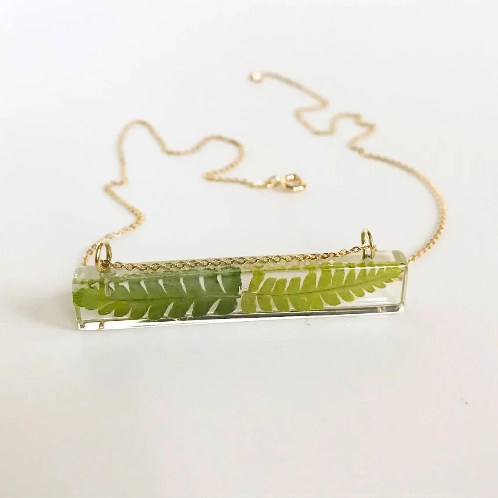Resin Bar Pendant Necklace with Fern - Image 3