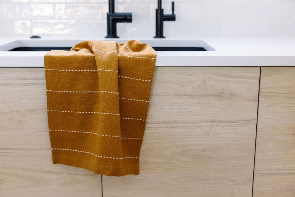 Rift Valley Handwoven Ethiopian Cotton Tea Towel - Image 4