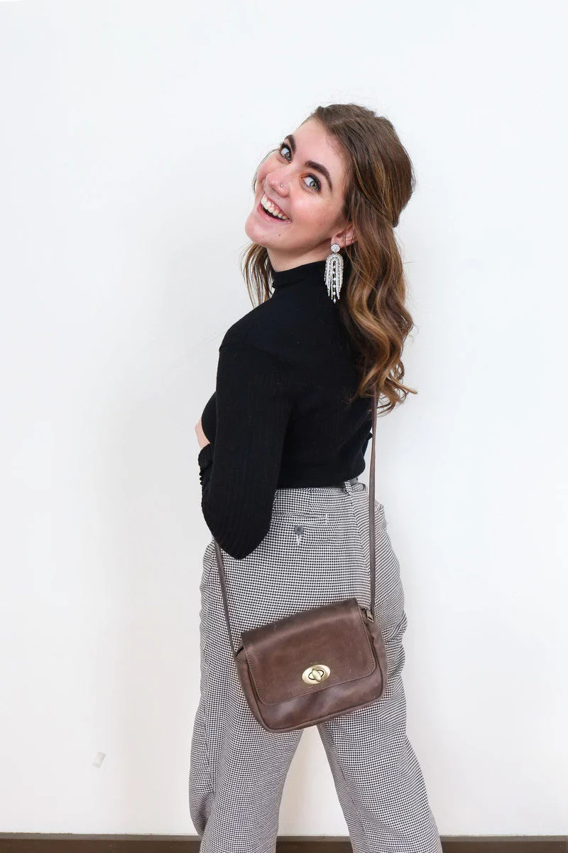 Roam Leather Purse - Image 2