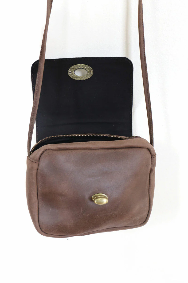 Roam Leather Purse - Image 4