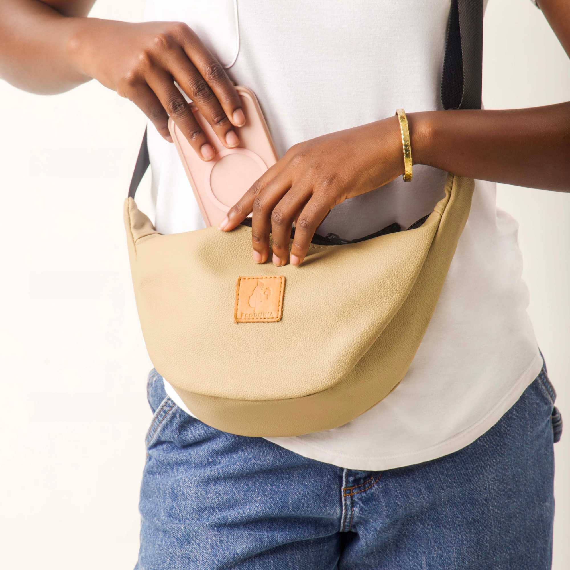 Round Mini Vegan Leather Crossbody Shoulder Bag - Image 5