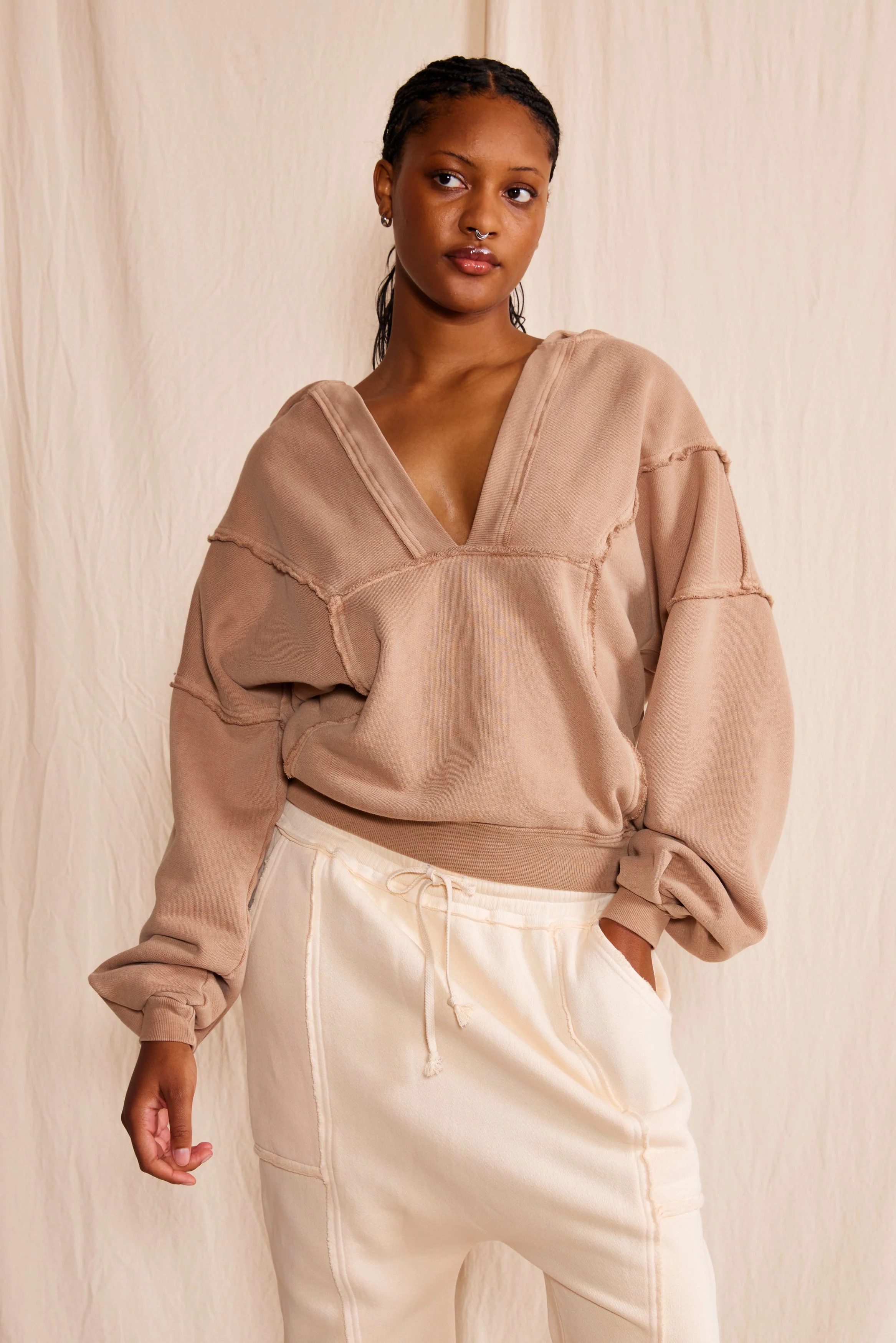 Ryanne Sweatshirt - Image 4