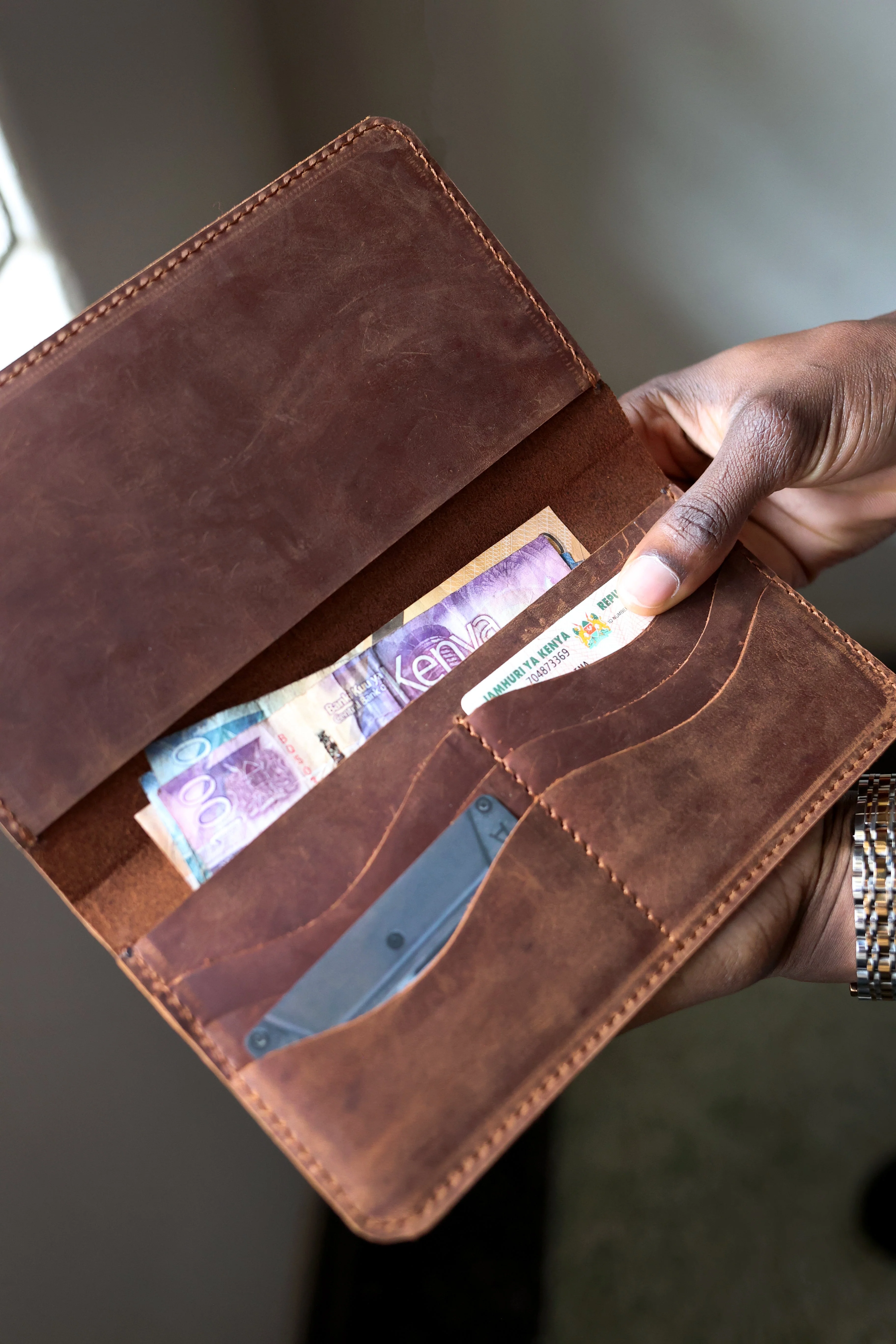 Safari Wallet - Image 10
