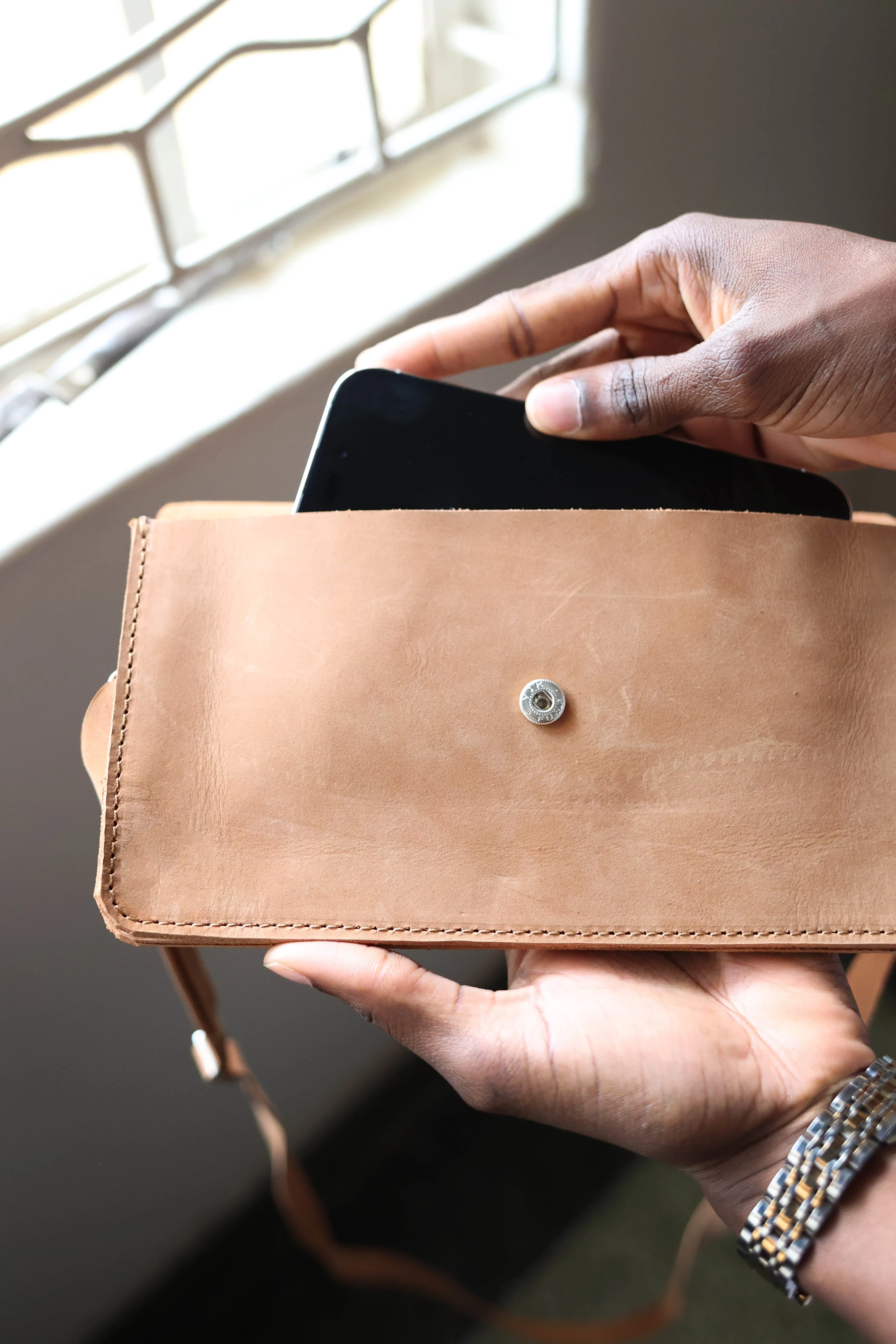 Safari Wallet - Image 12