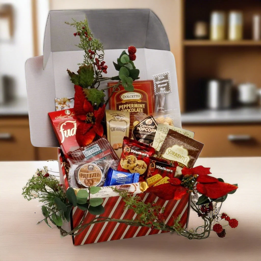 Santa's Candy Shop Medium  Gift Box - Image 3