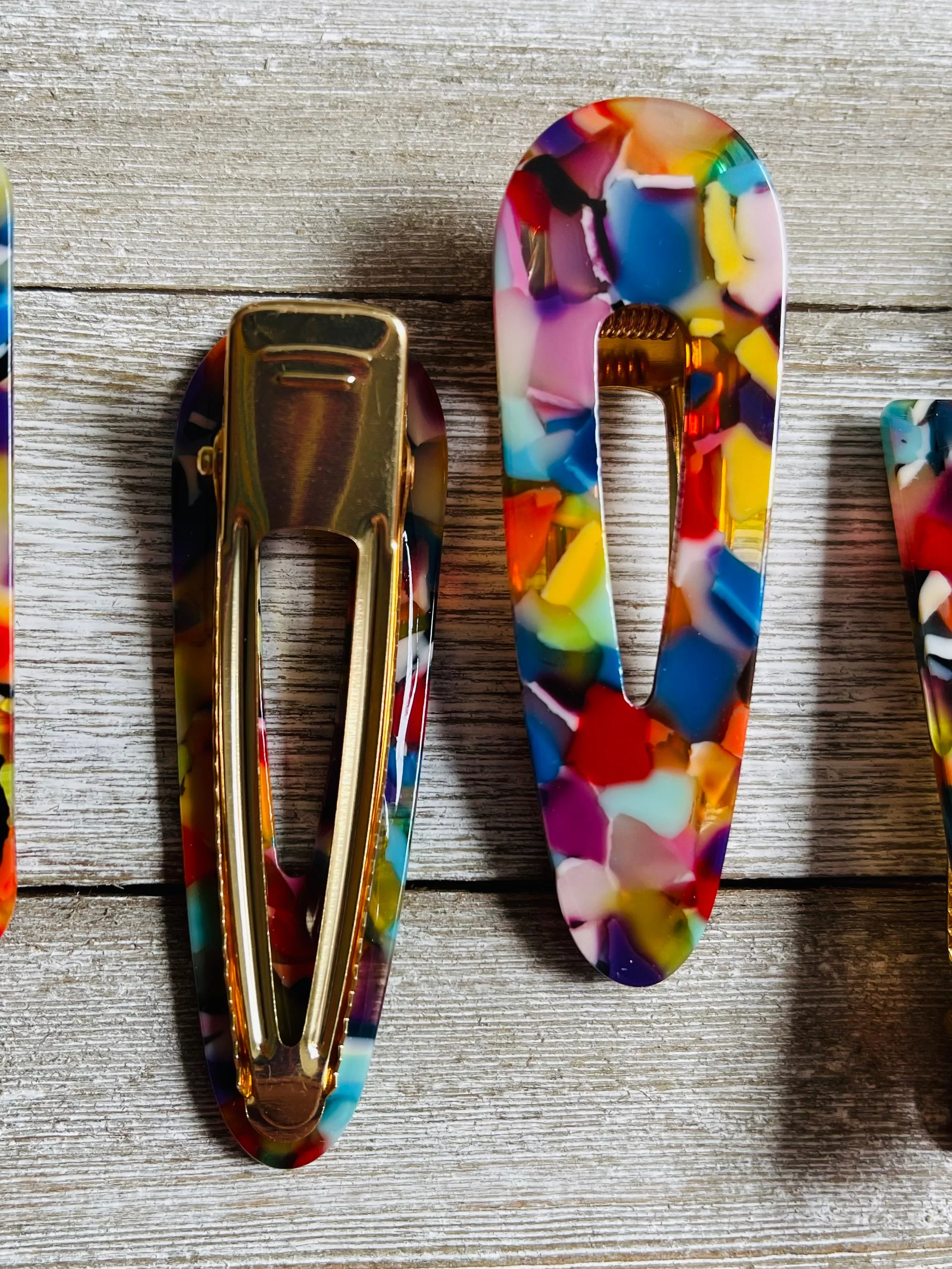 Set of 2 Rainbow Mosaic Acetate Alligator Hair Clips - Image 7