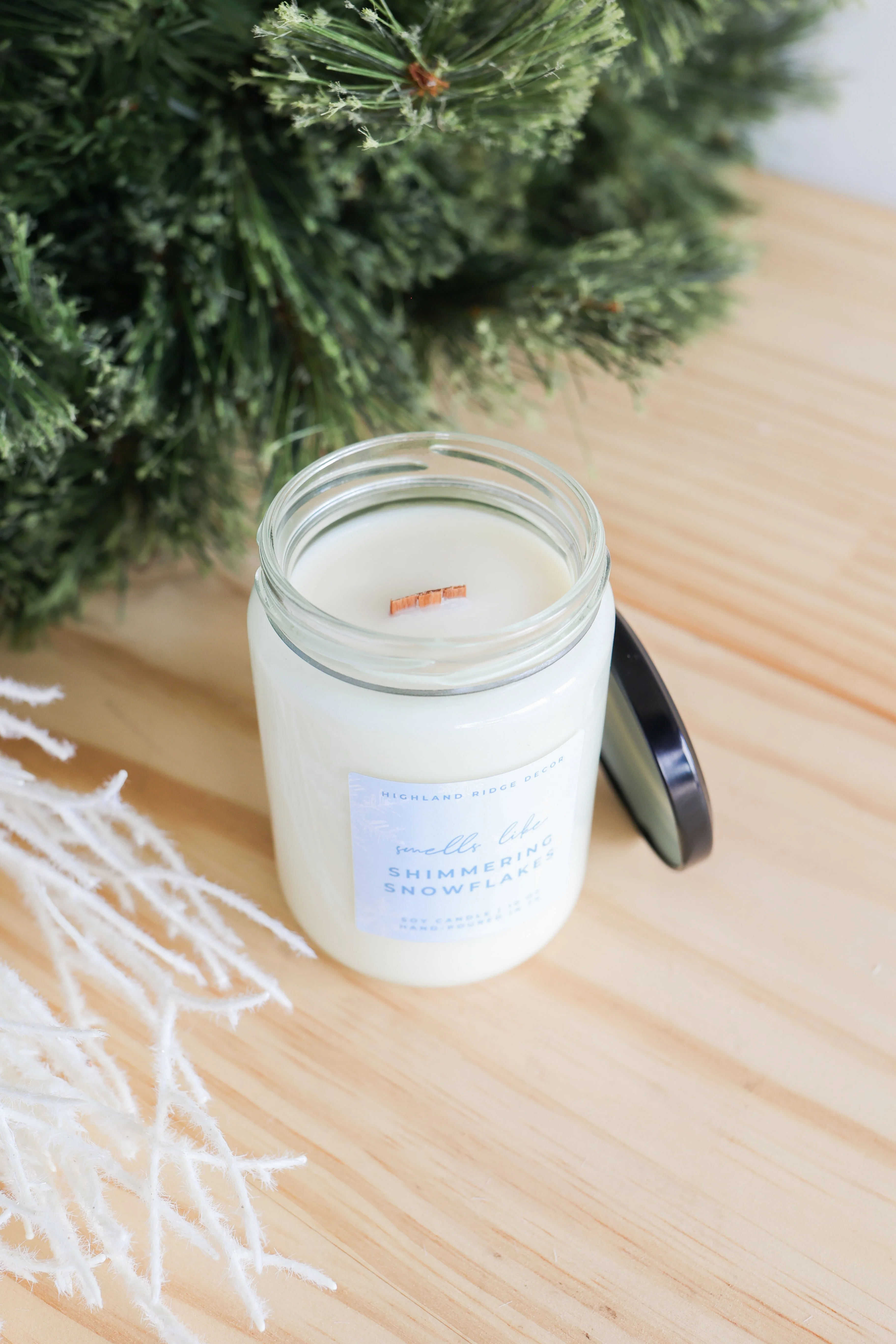Shimmering Snowflakes Candle - Image 2