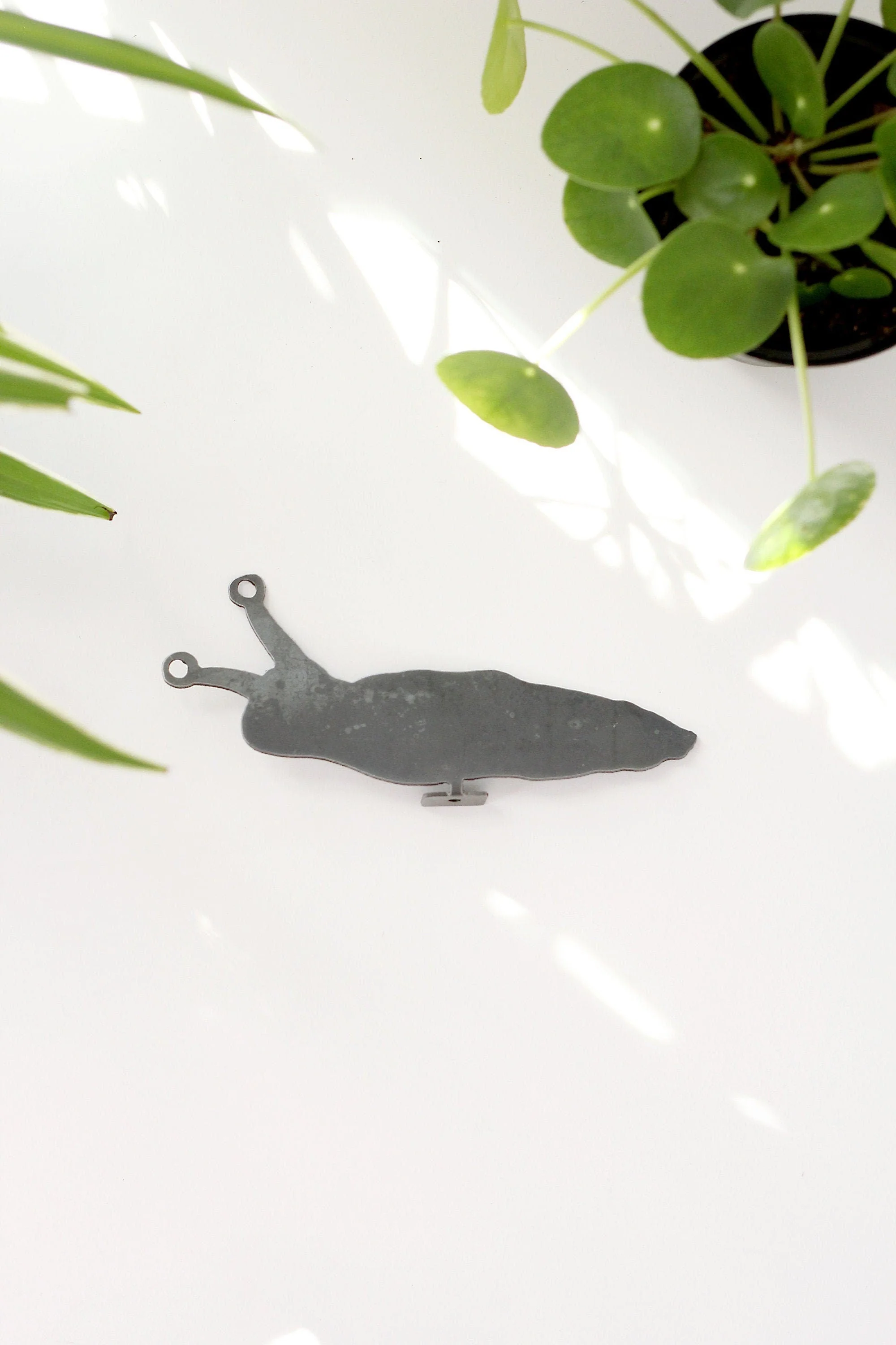 Slug Statue - Image 4