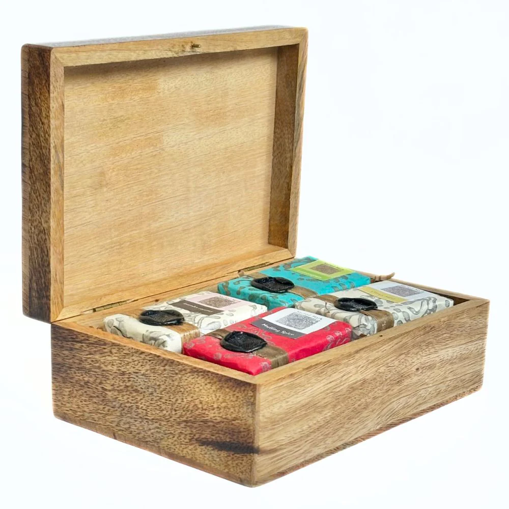 Soap Gift Set in a World Map Keepsake Box - Image 3
