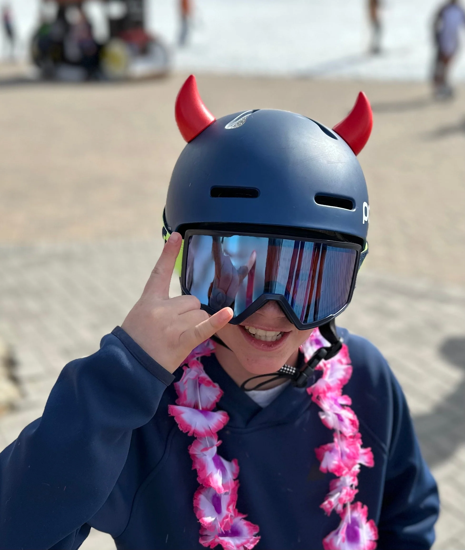 Softeez: Red Devil Horns for Helmet - Image 5