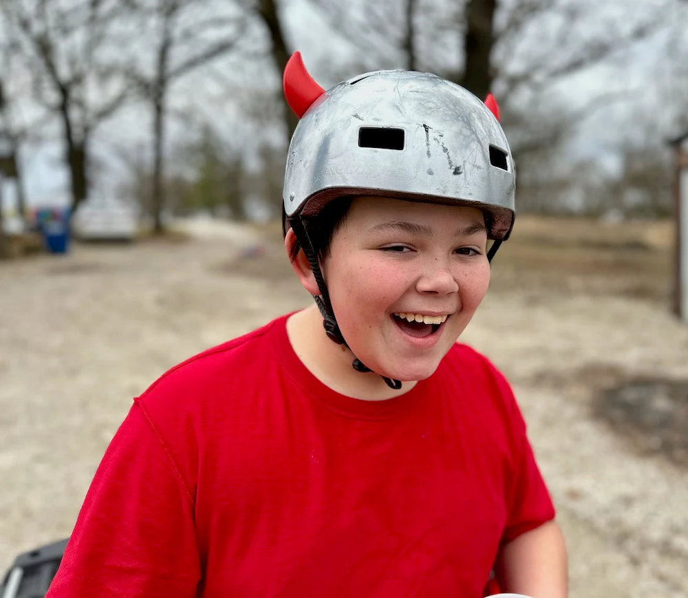 Softeez: Red Devil Horns for Helmet - Image 6