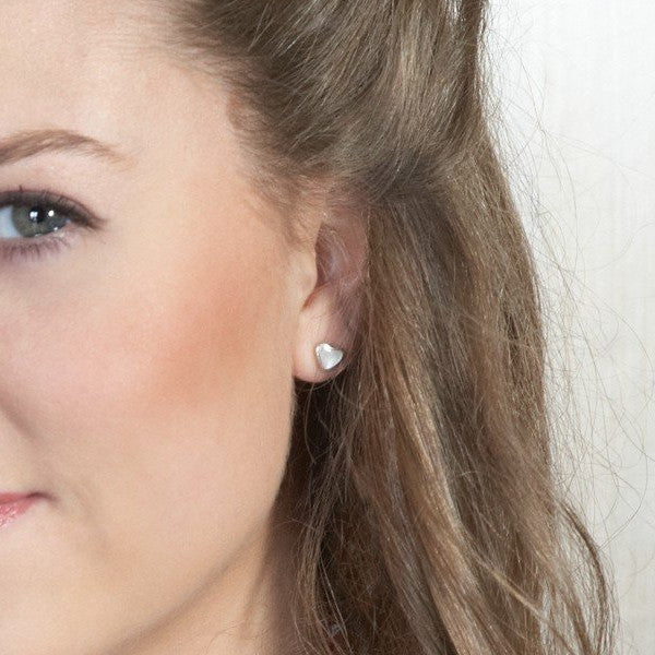 Sterling Silver and Mother of Pearl Heart Stud Earrings - Image 2