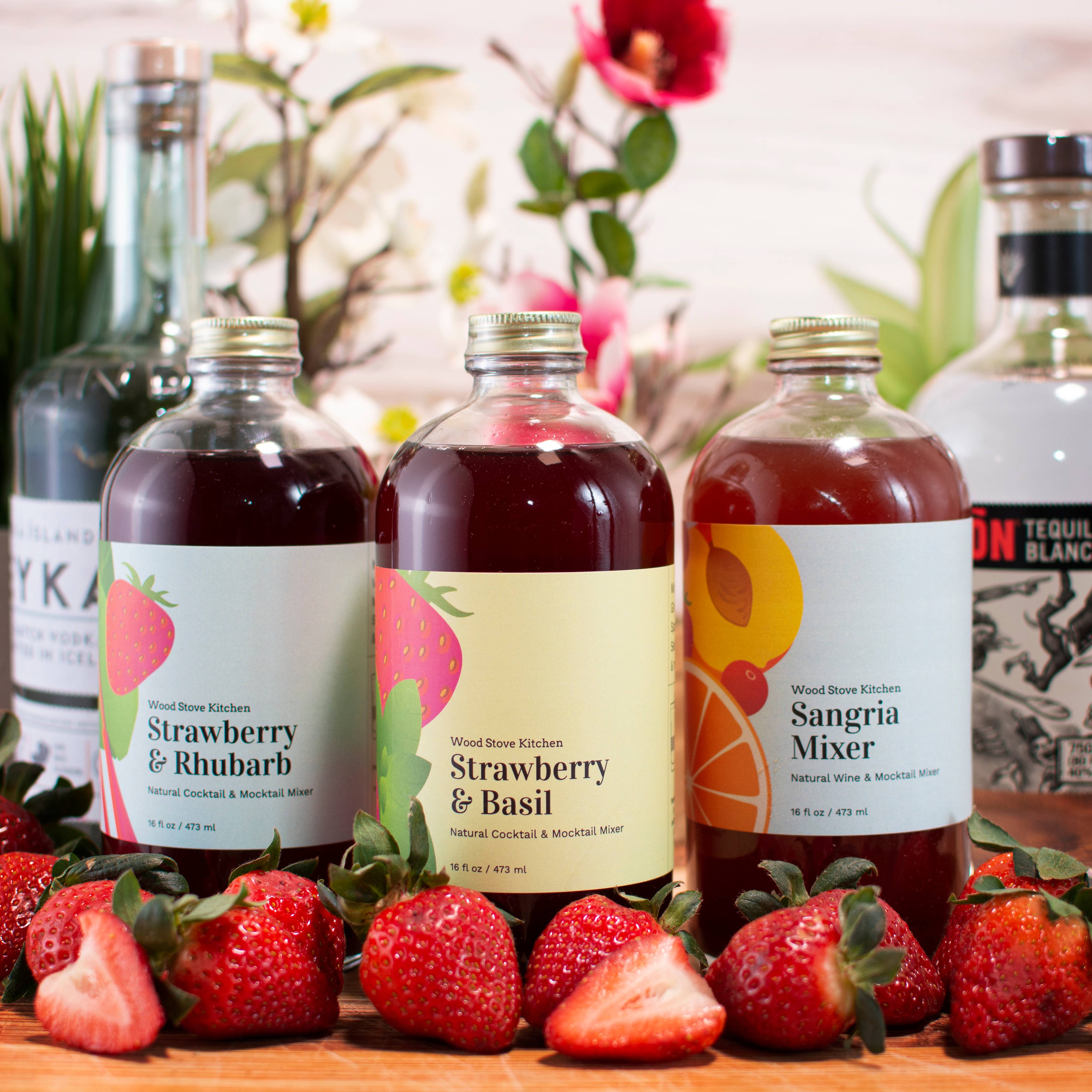 Strawberry-Rhubarb Cocktail & Mocktail Mixer, 16 fl oz - Image 2