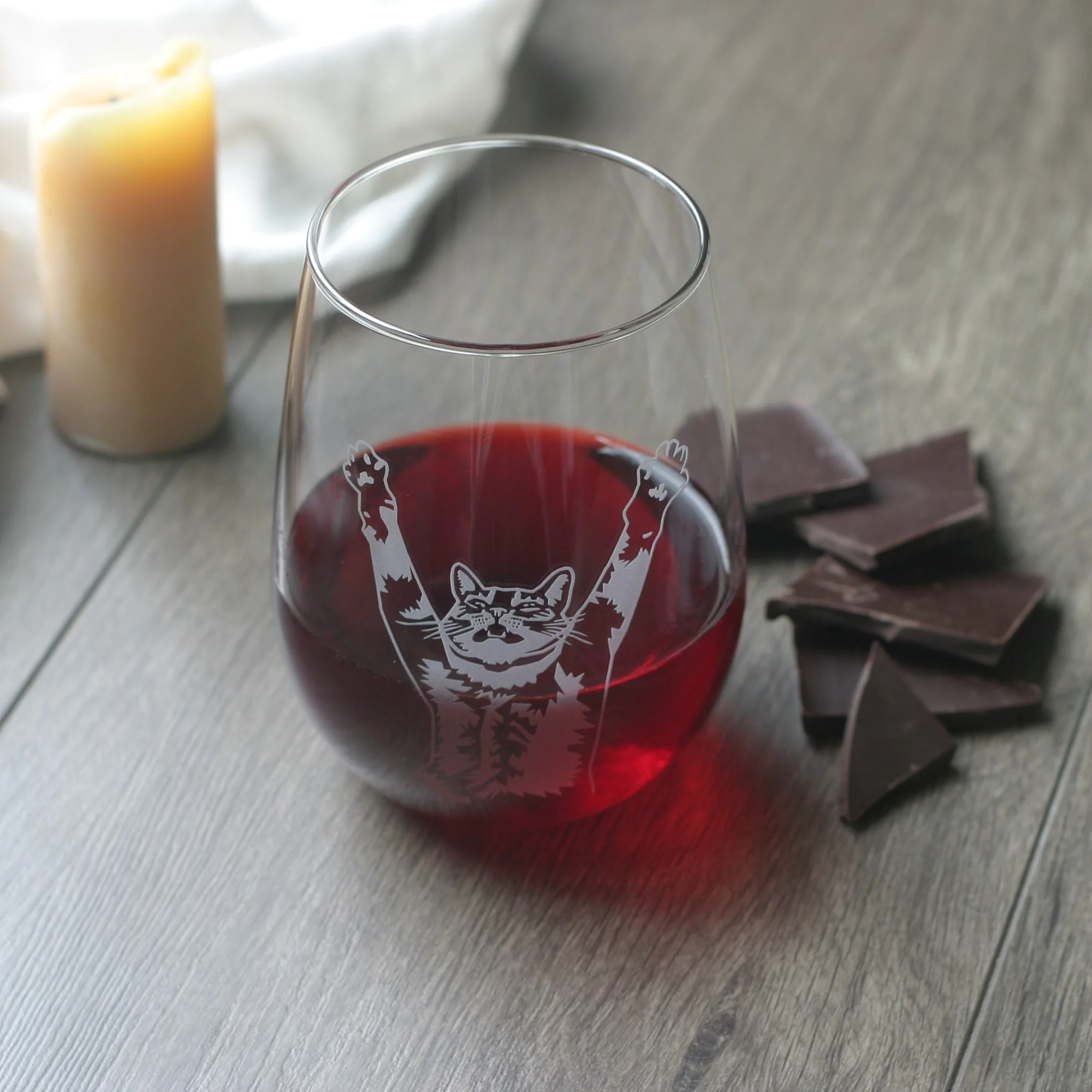 Stretch Cat Stemless Wine Glass - etched glassware - Image 2