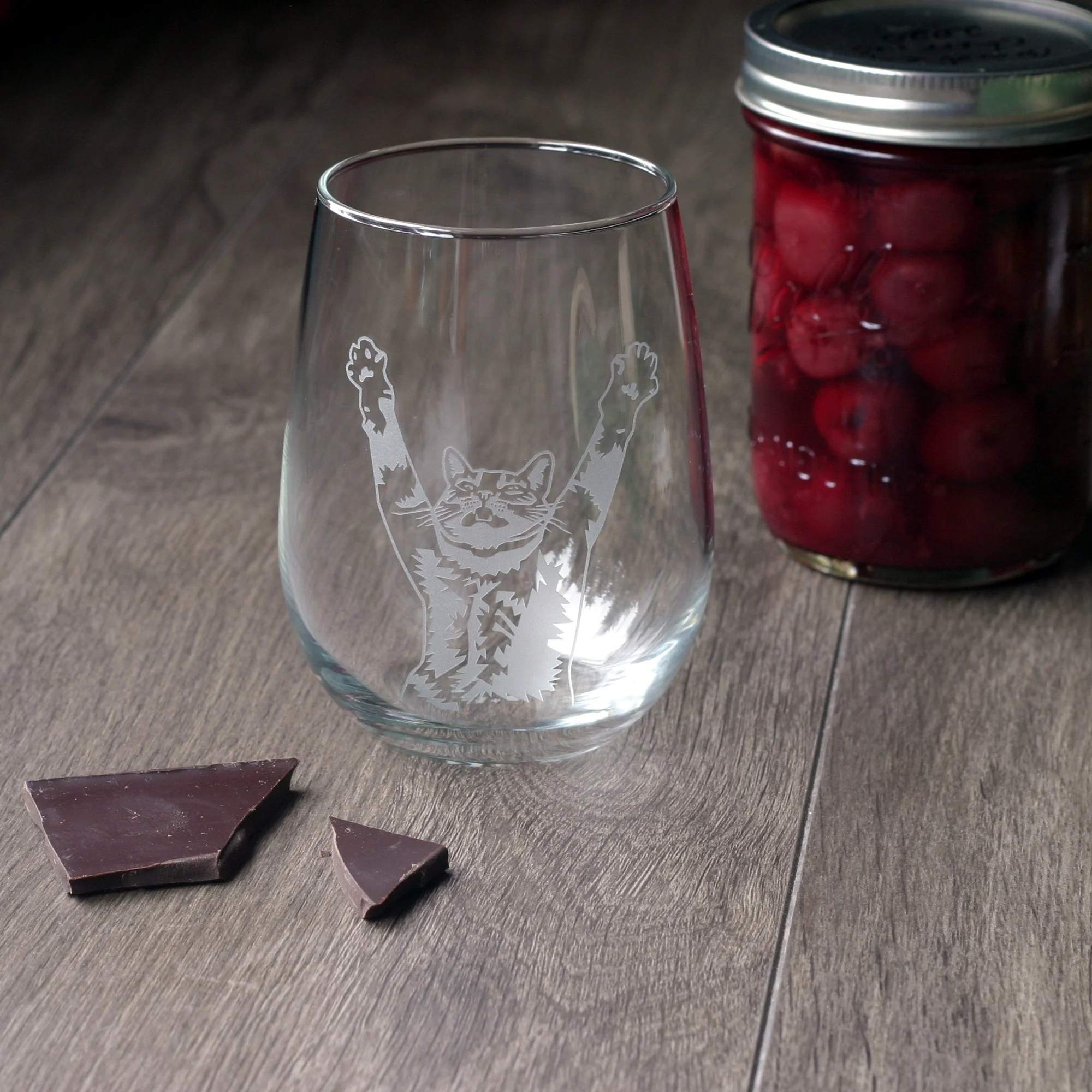 Stretch Cat Stemless Wine Glass - etched glassware - Image 3