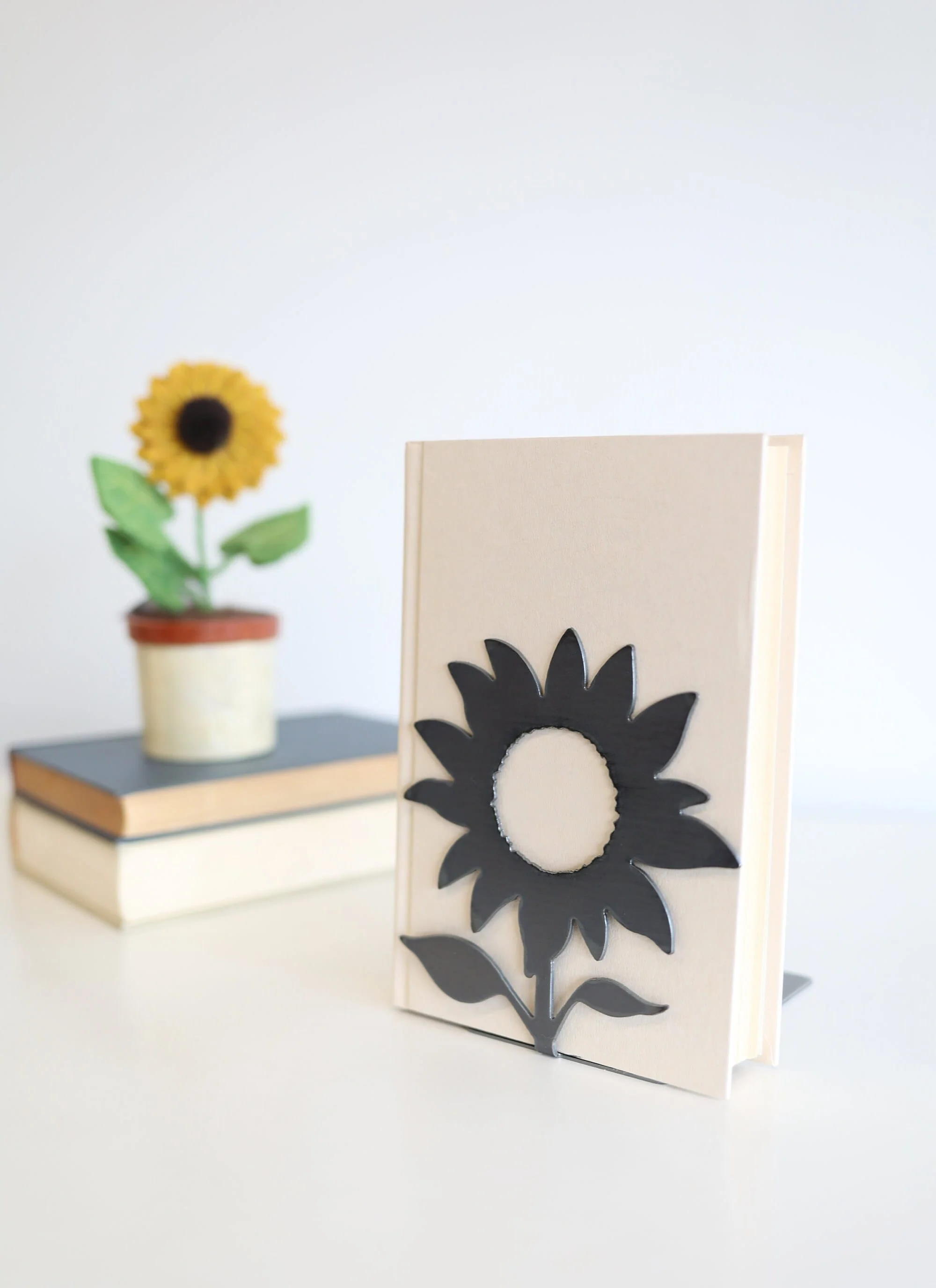Sunflower Bookend - Image 7