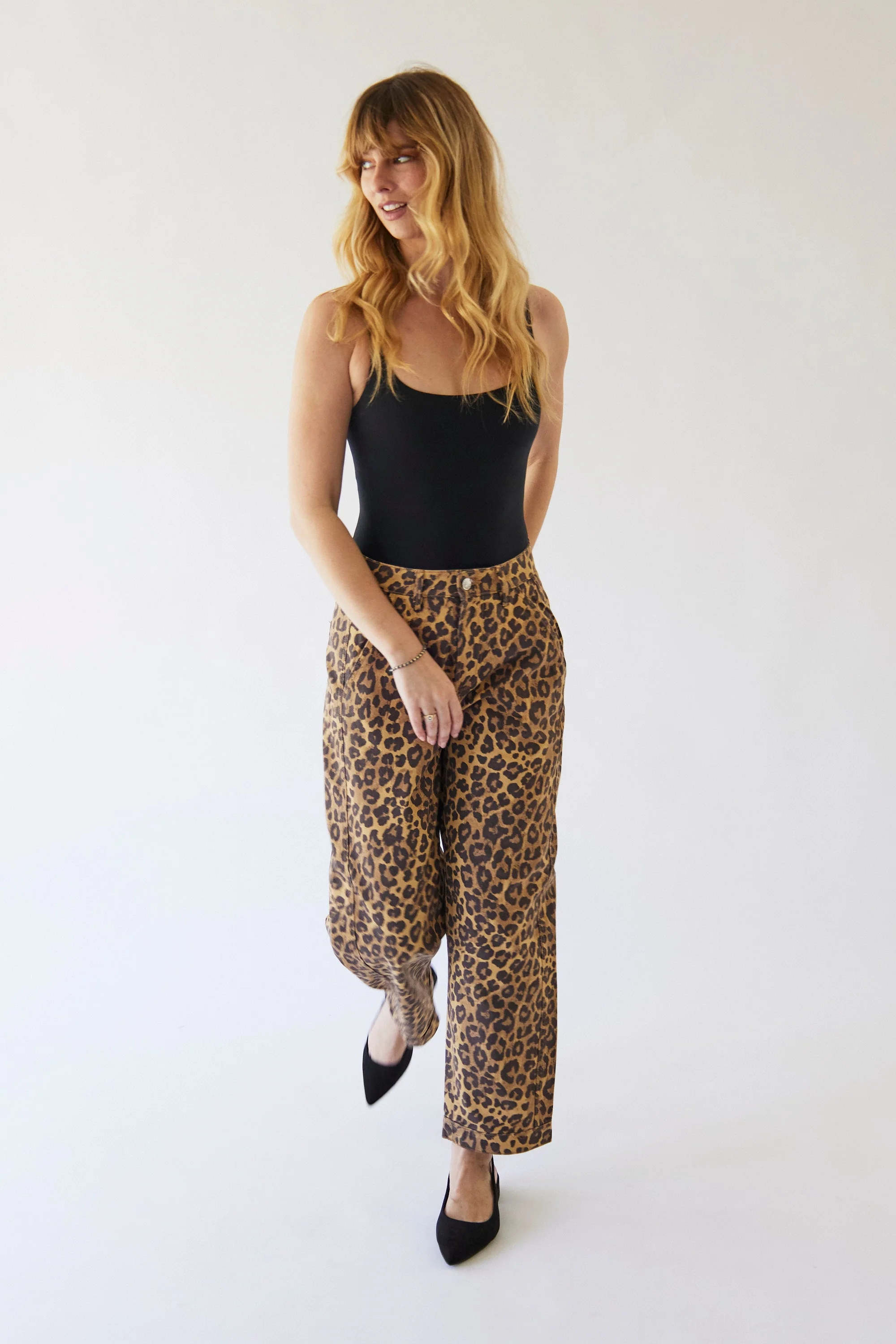 Tara Barrel Pant in Leopard - Image 3
